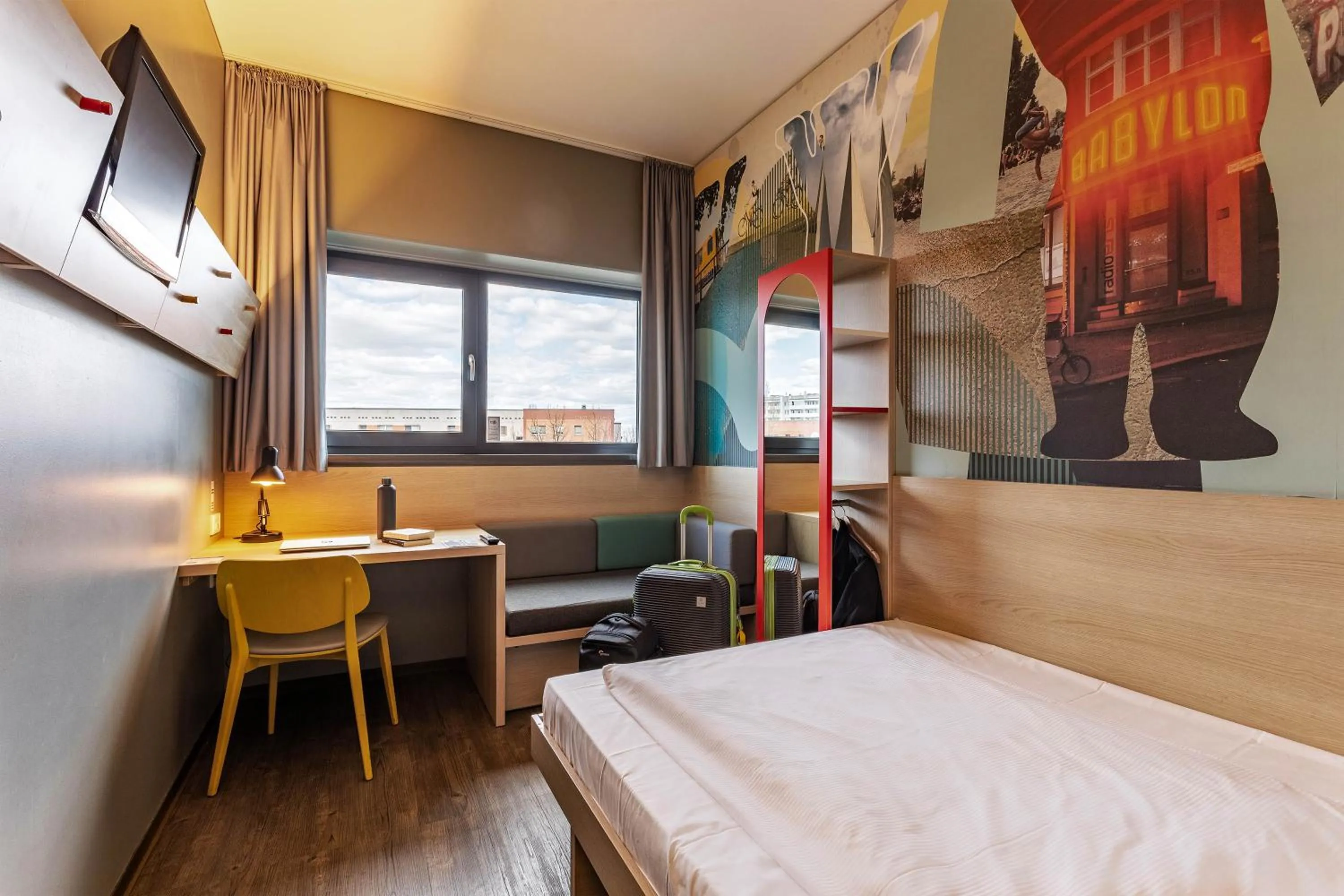 Bedroom, Bed in MEININGER Hotel Berlin Airport