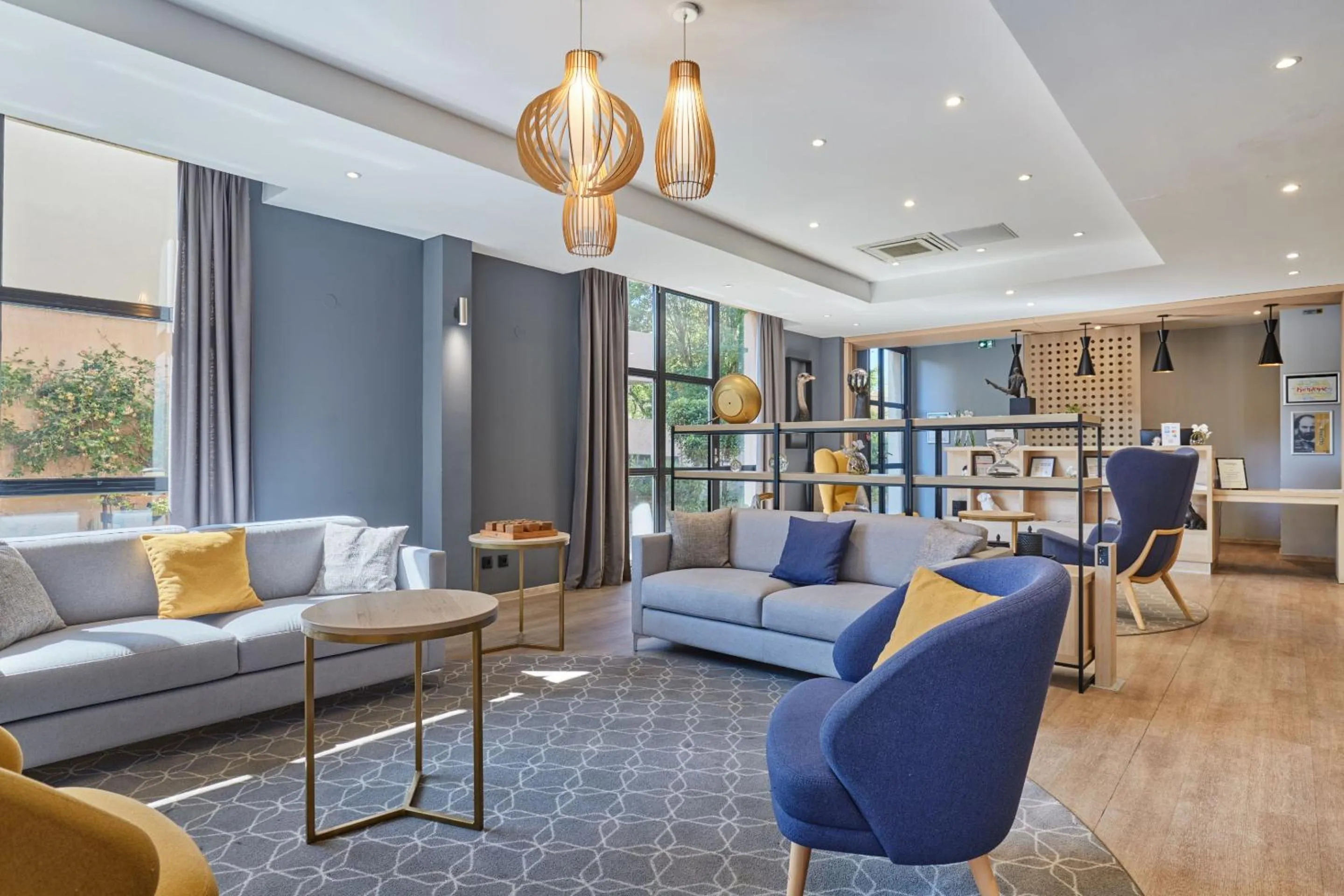 Lobby or reception in Appart Hotel Odalys City Aix en Provence Les Floridianes