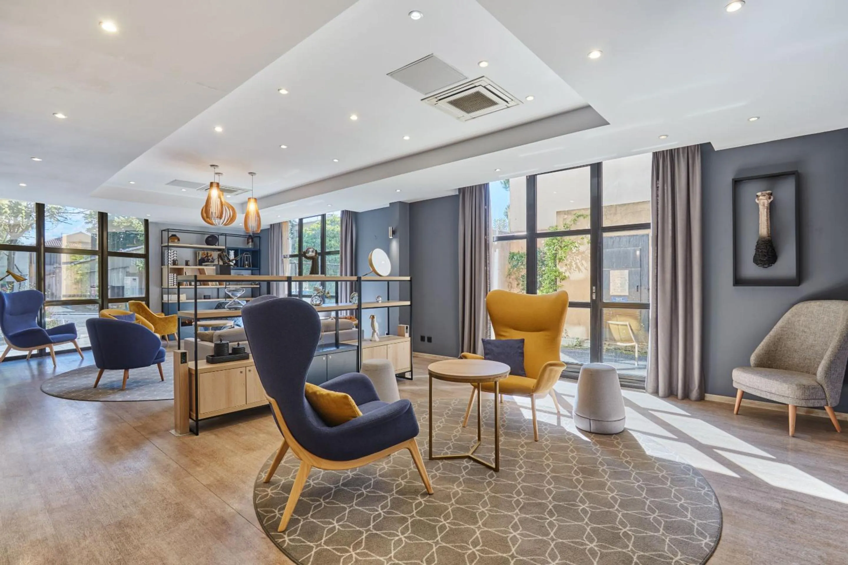 Lobby or reception in Appart Hotel Odalys City Aix en Provence Les Floridianes