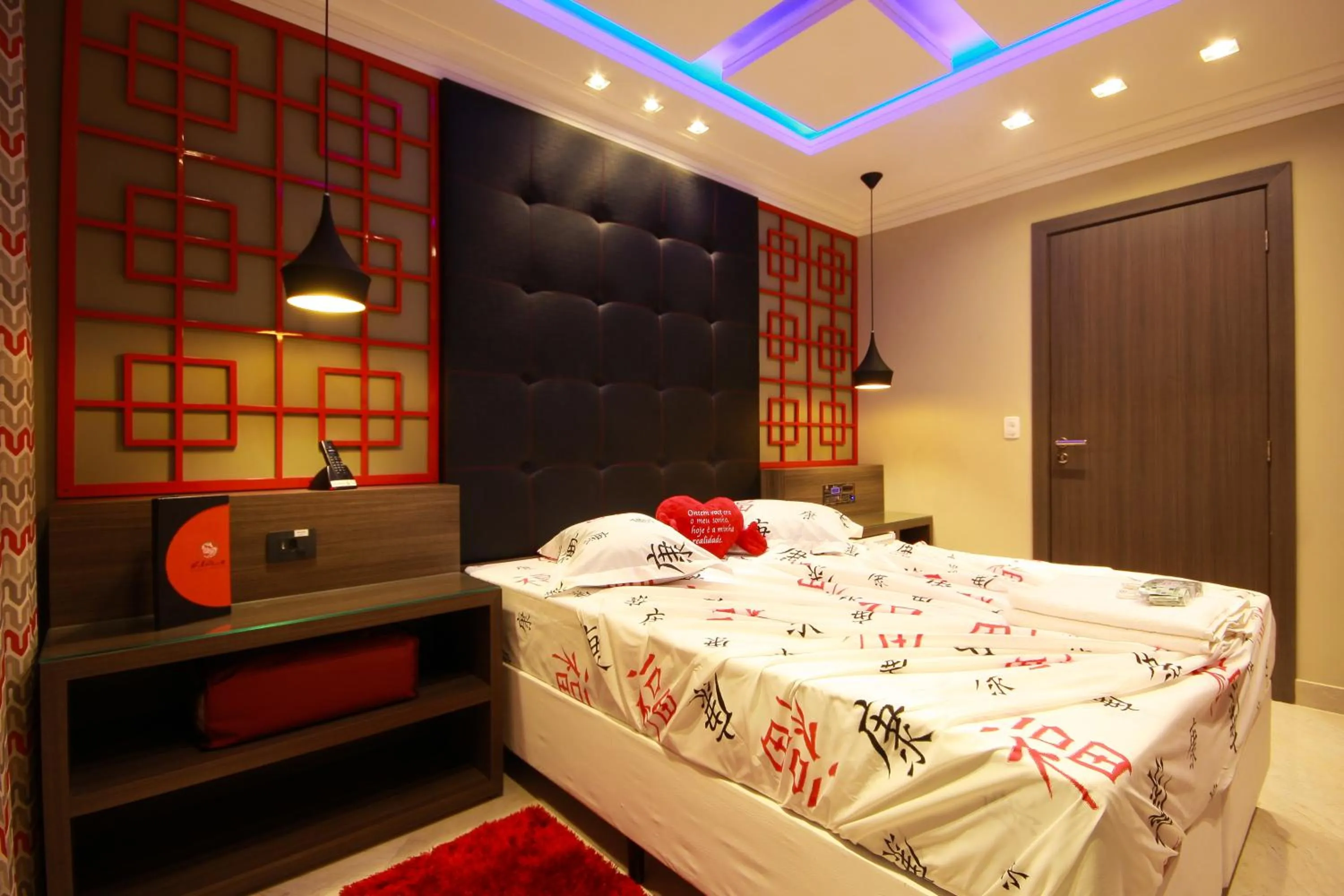 Bed in Glória Plaza Hotel (Adults Only)