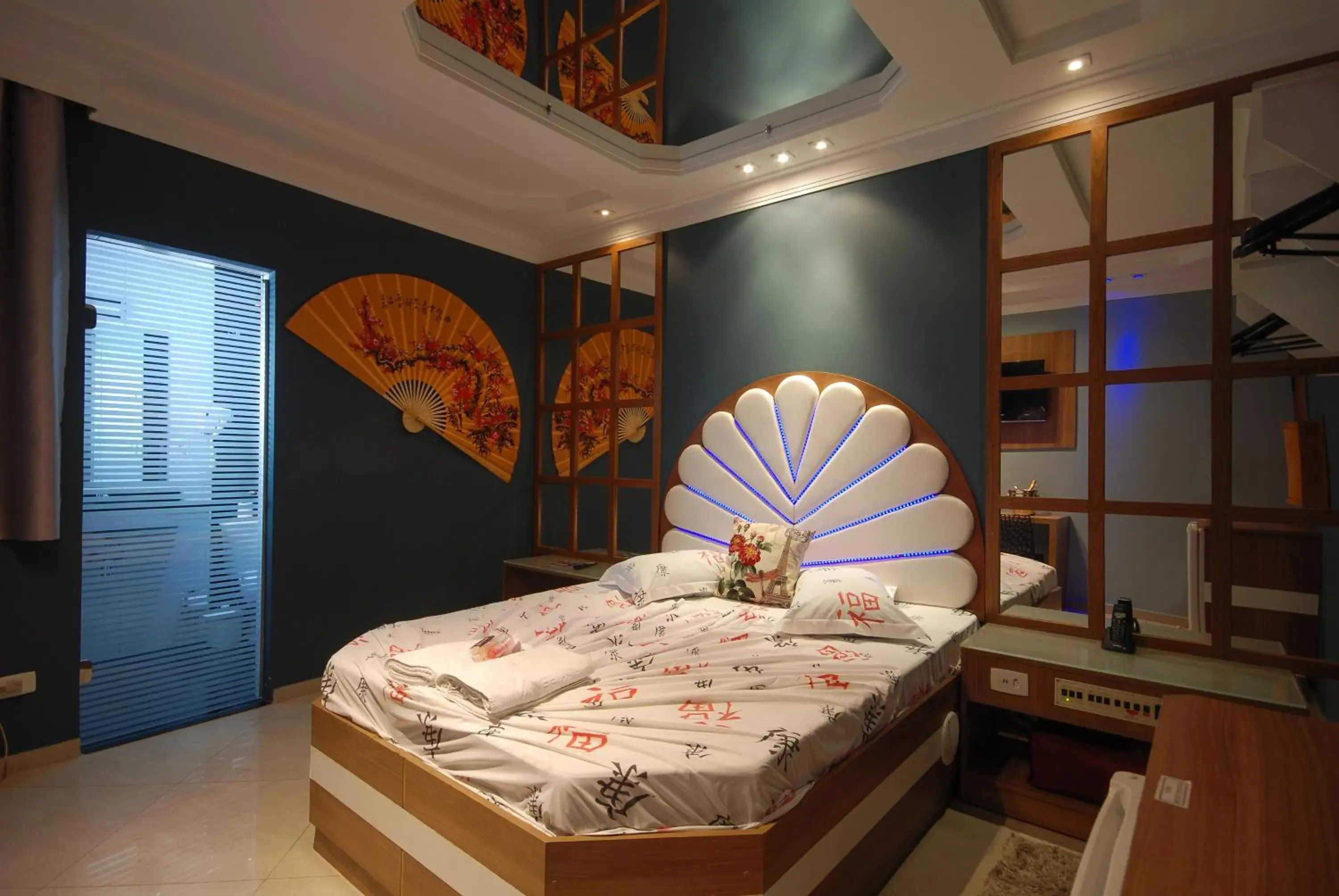 Deluxe Queen Room in Glória Plaza Hotel (Adults Only) Deluxe Queen Room in Glória Plaza Hotel (Adults Only)