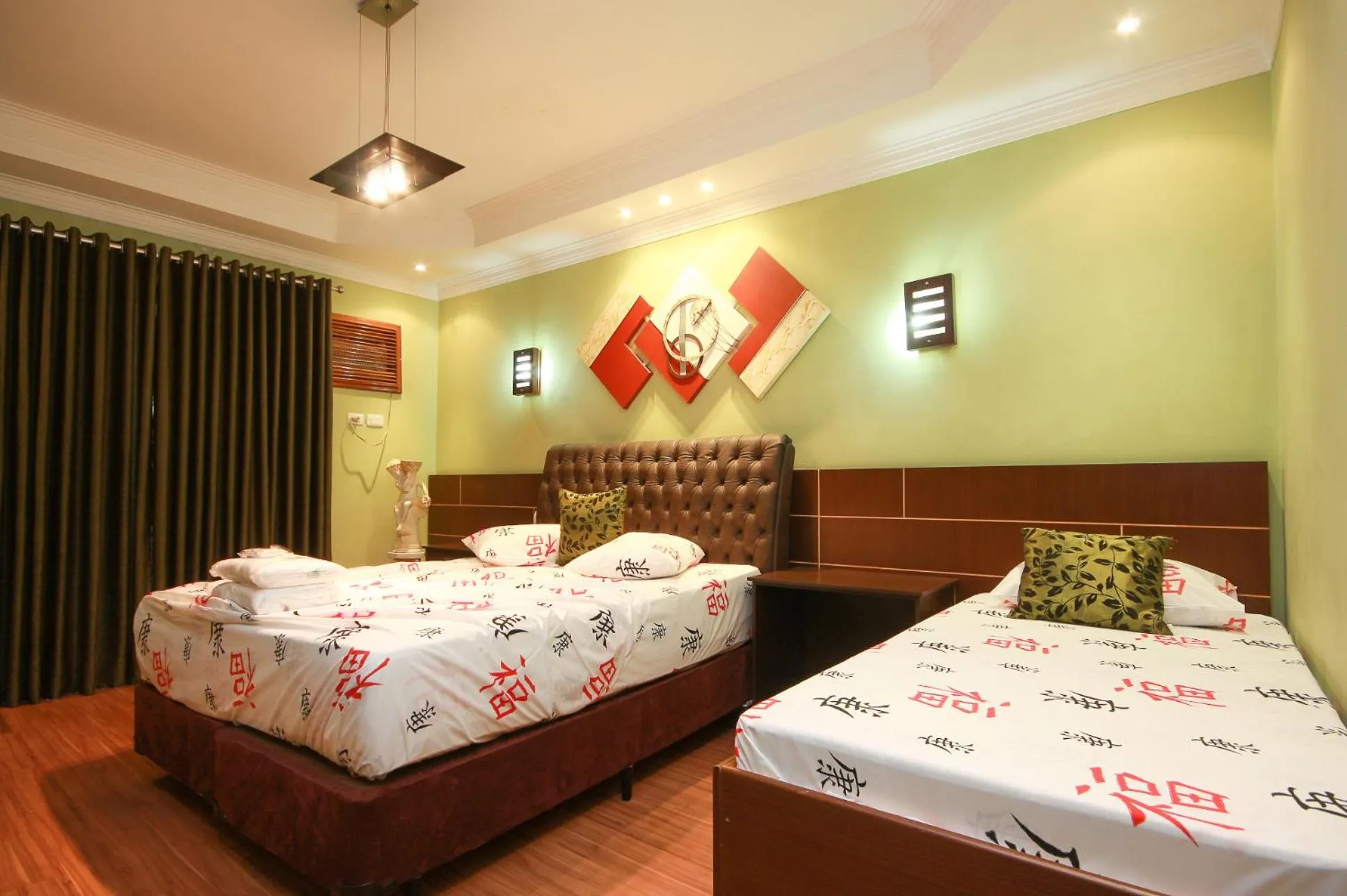 Bed in Glória Plaza Hotel (Adults Only)