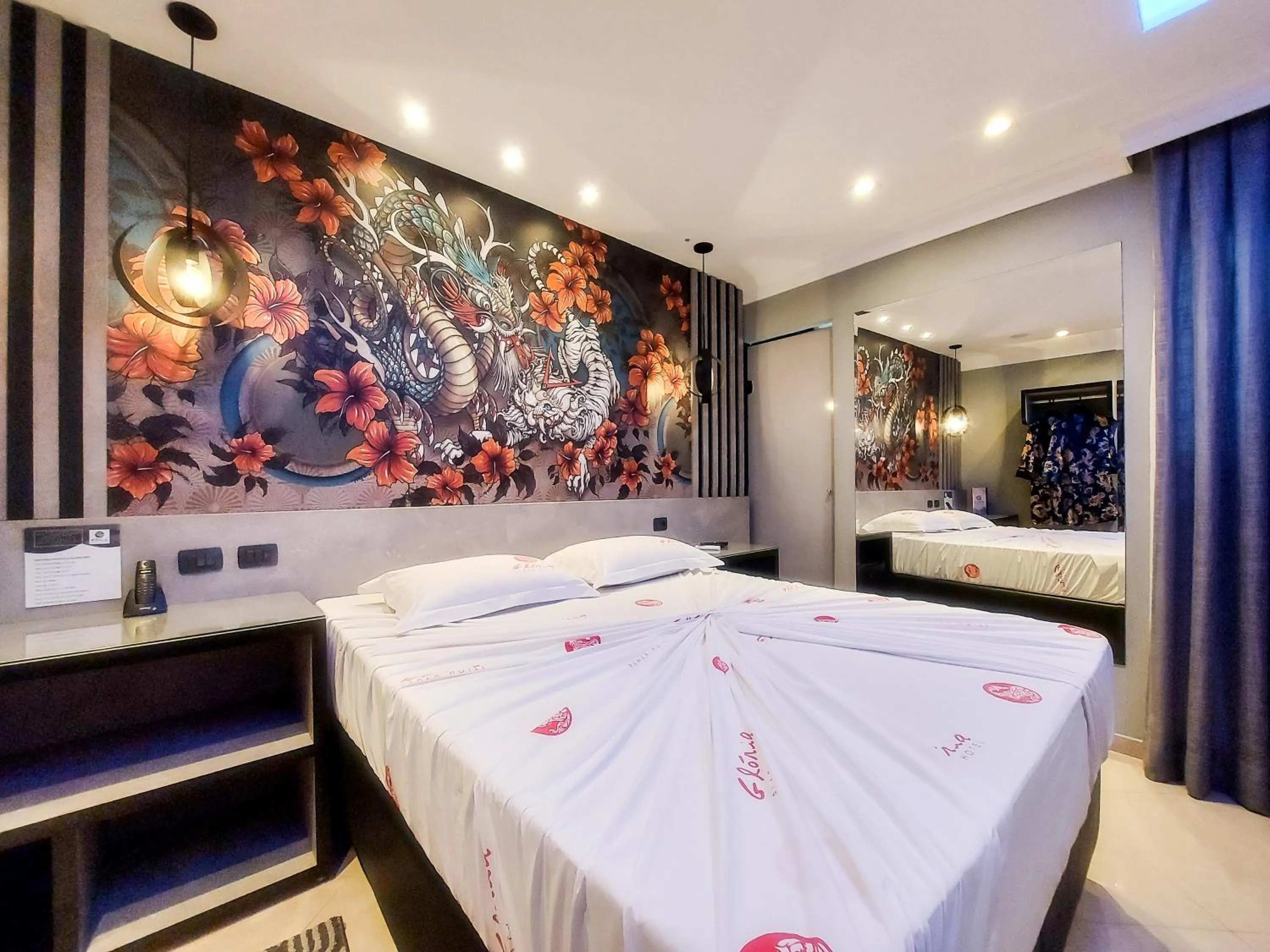 Bed in Glória Plaza Hotel (Adults Only)