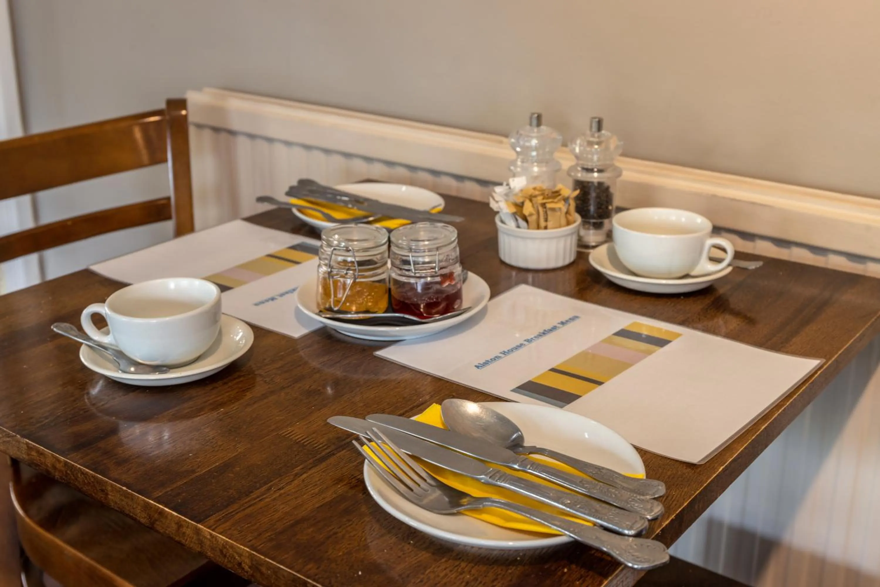 Breakfast in Alston House Hotel