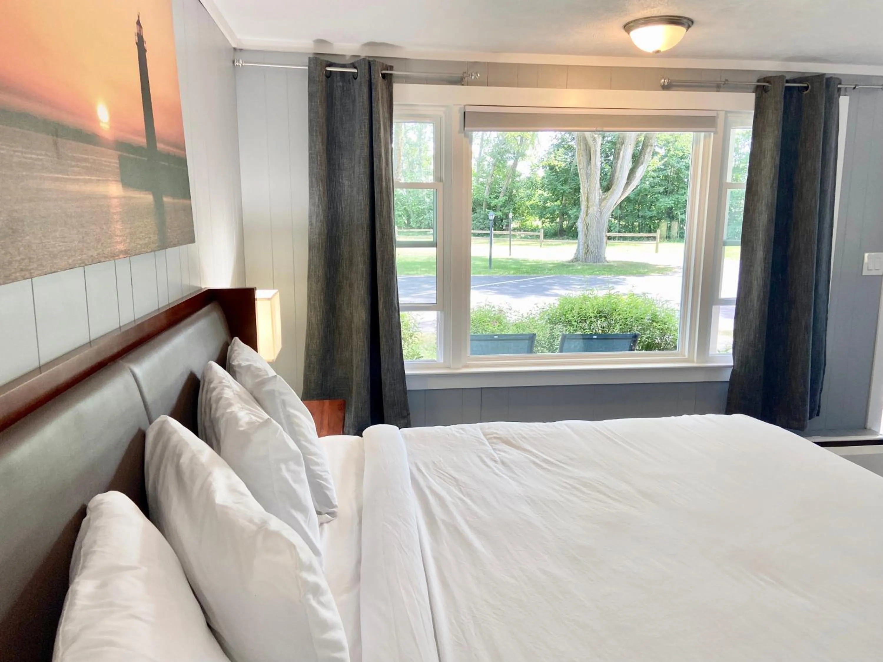 Bed in Elk Rapids Lakeshore Inn