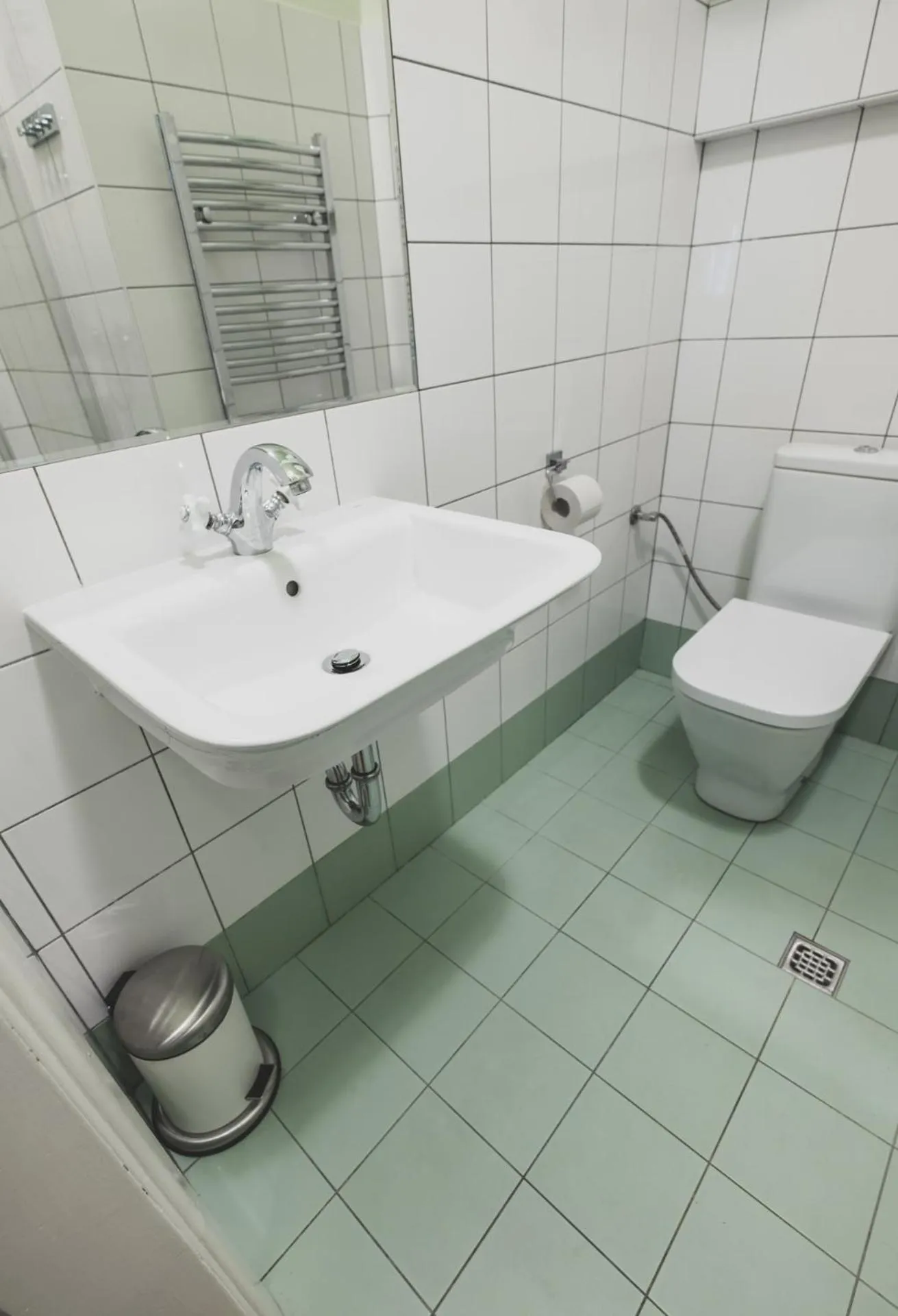 Bathroom in Cybulskiego Guest Rooms