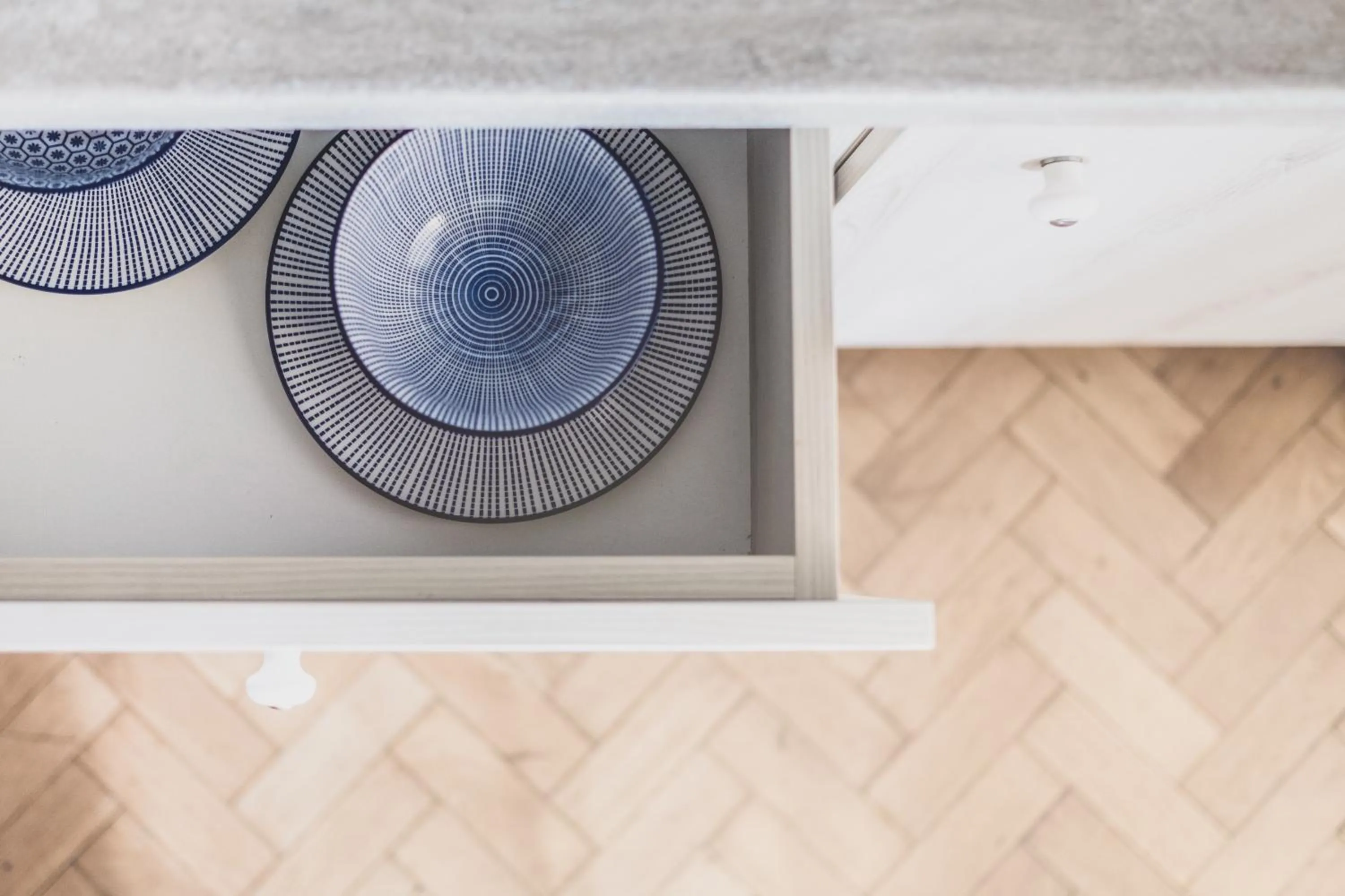 Kitchen or kitchenette in Cybulskiego Guest Rooms