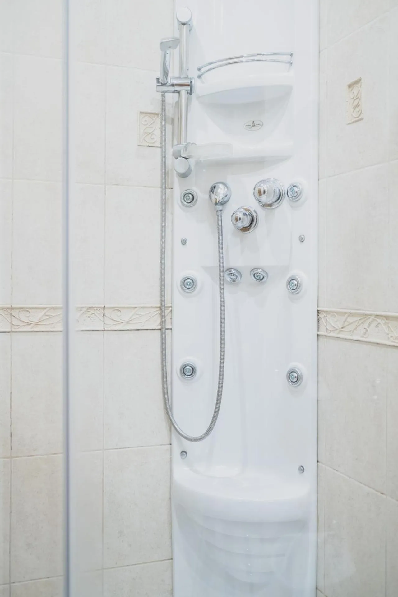 Bathroom in Cybulskiego Guest Rooms