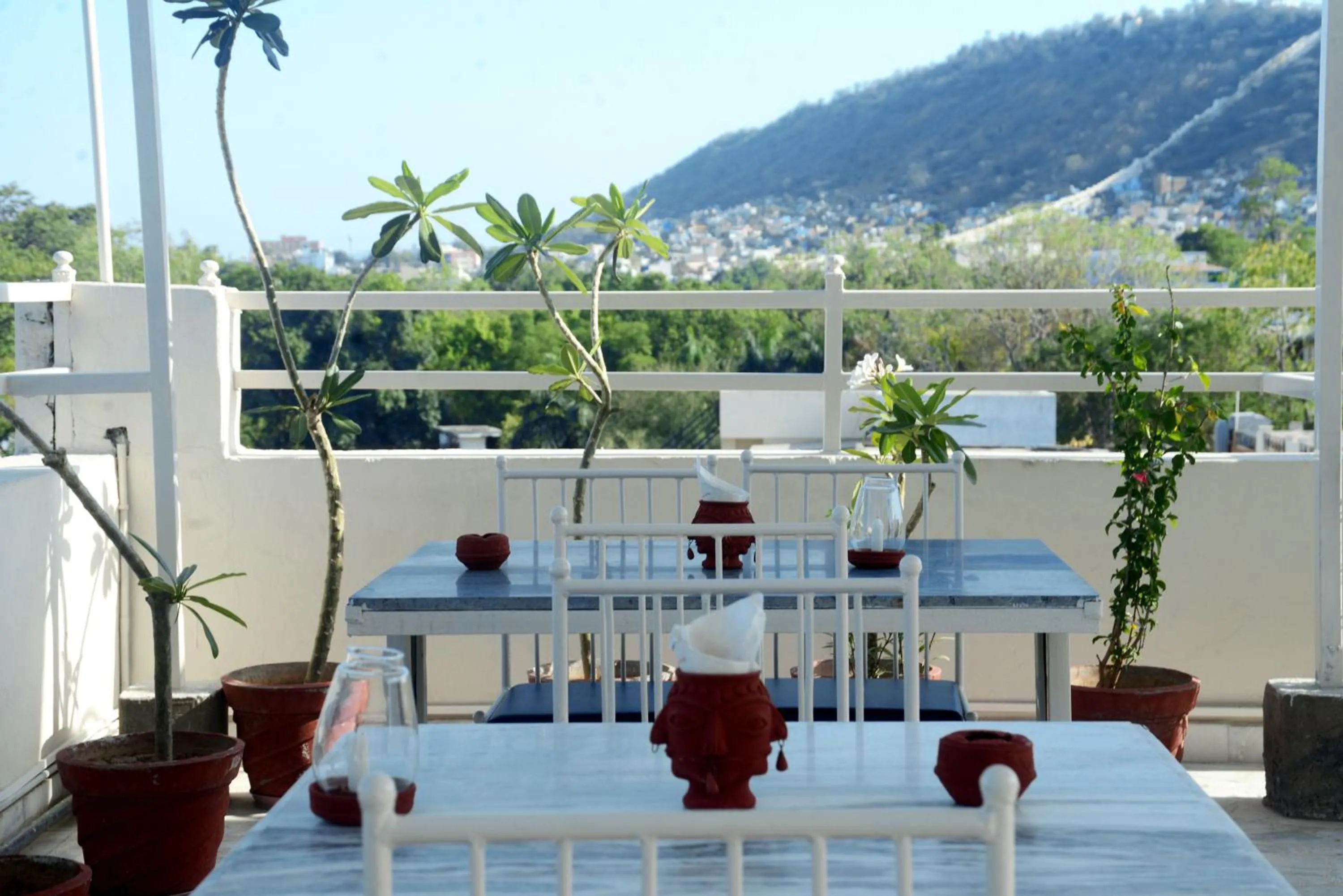 Restaurant/places to eat in Florence Continental Udaipur