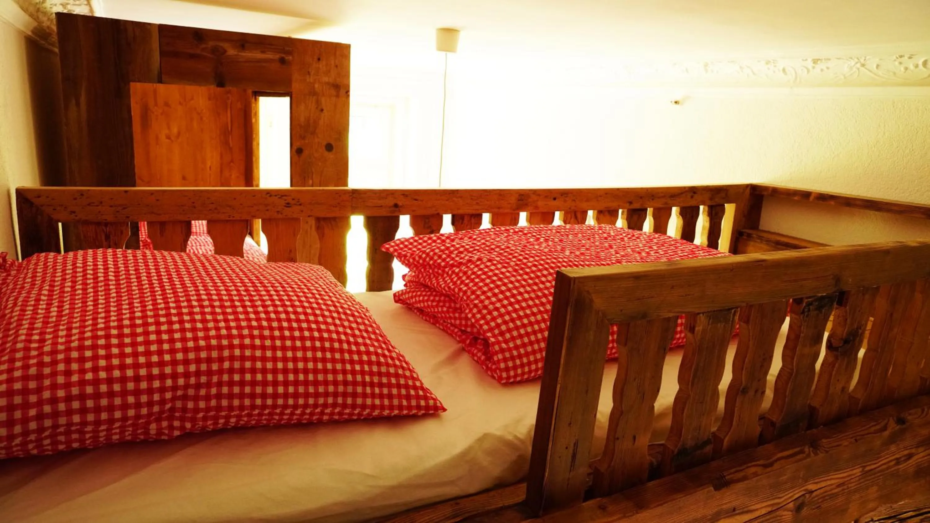 bunk bed, Bed in Adventure Hostel Interlaken