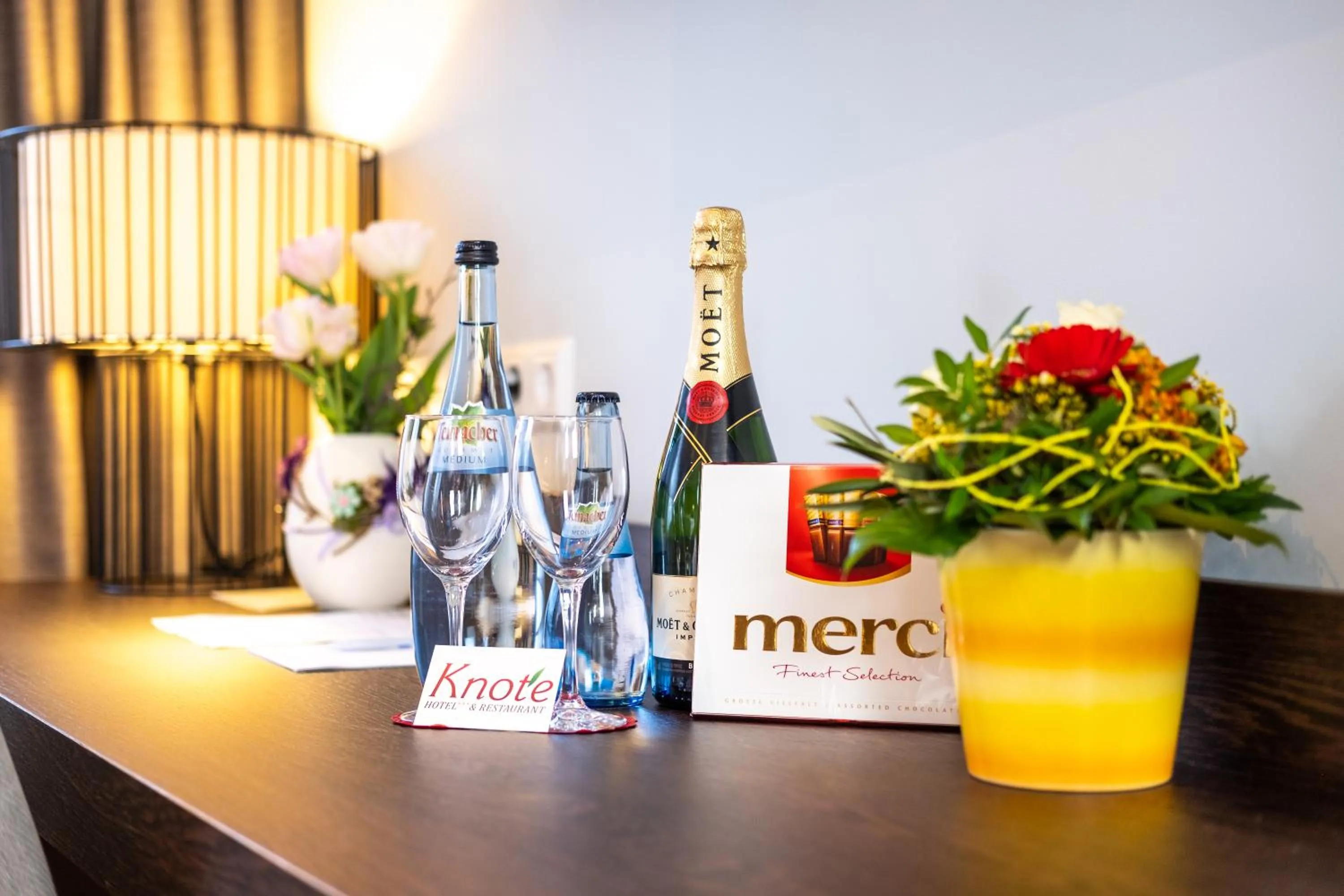 Drinks in Hotel & Restaurant Knote