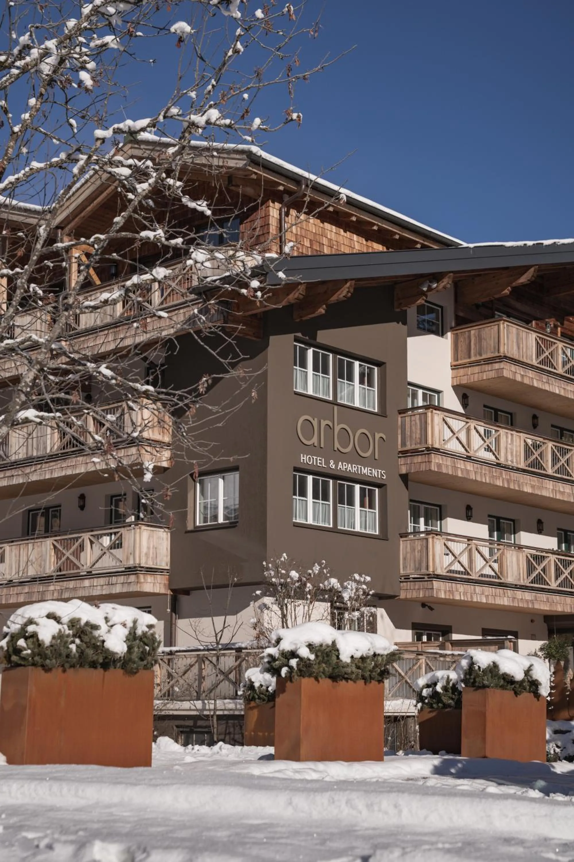 ARBOR Hotel & Apartments