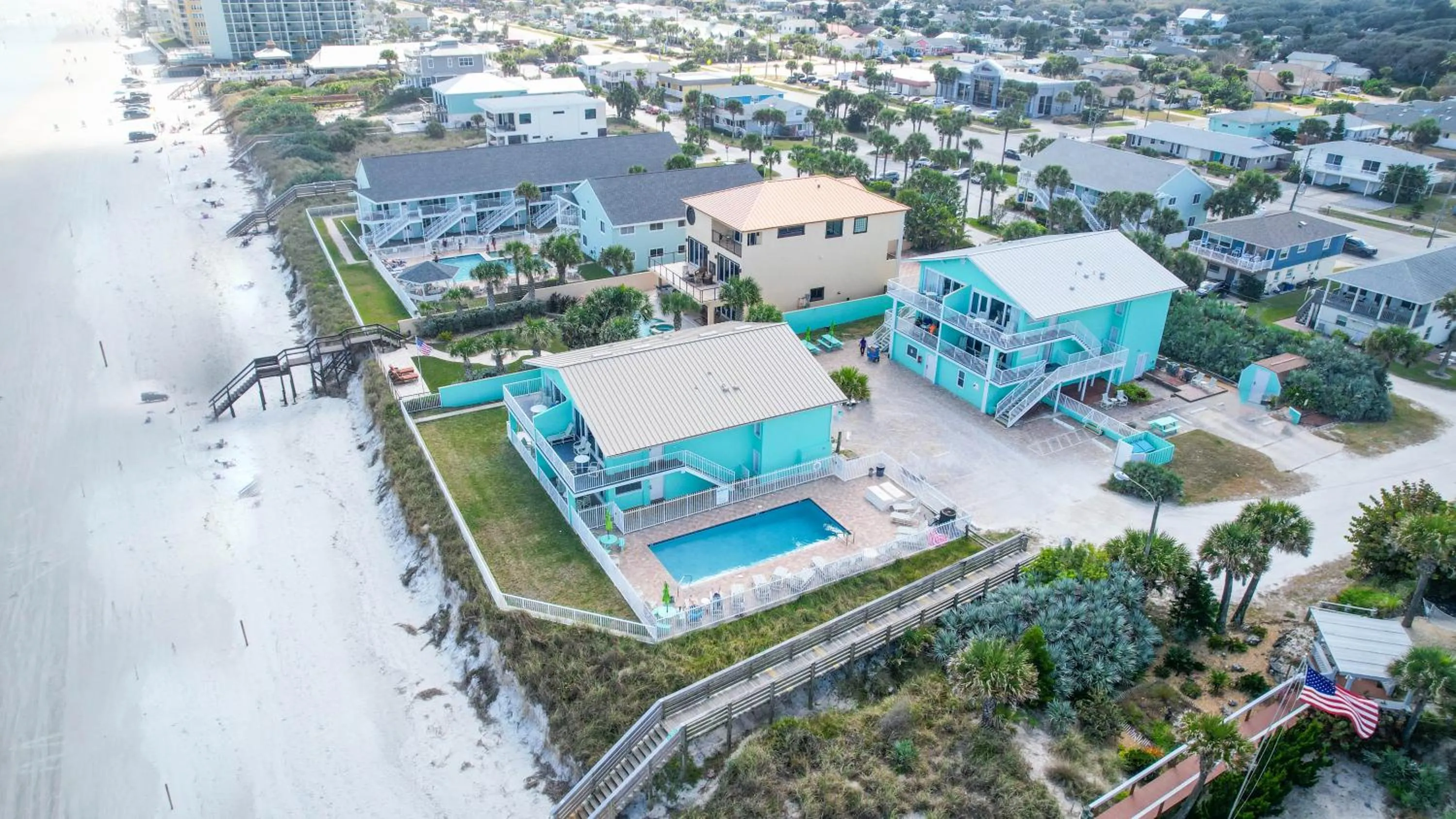 Property building in Ocean Beach Club