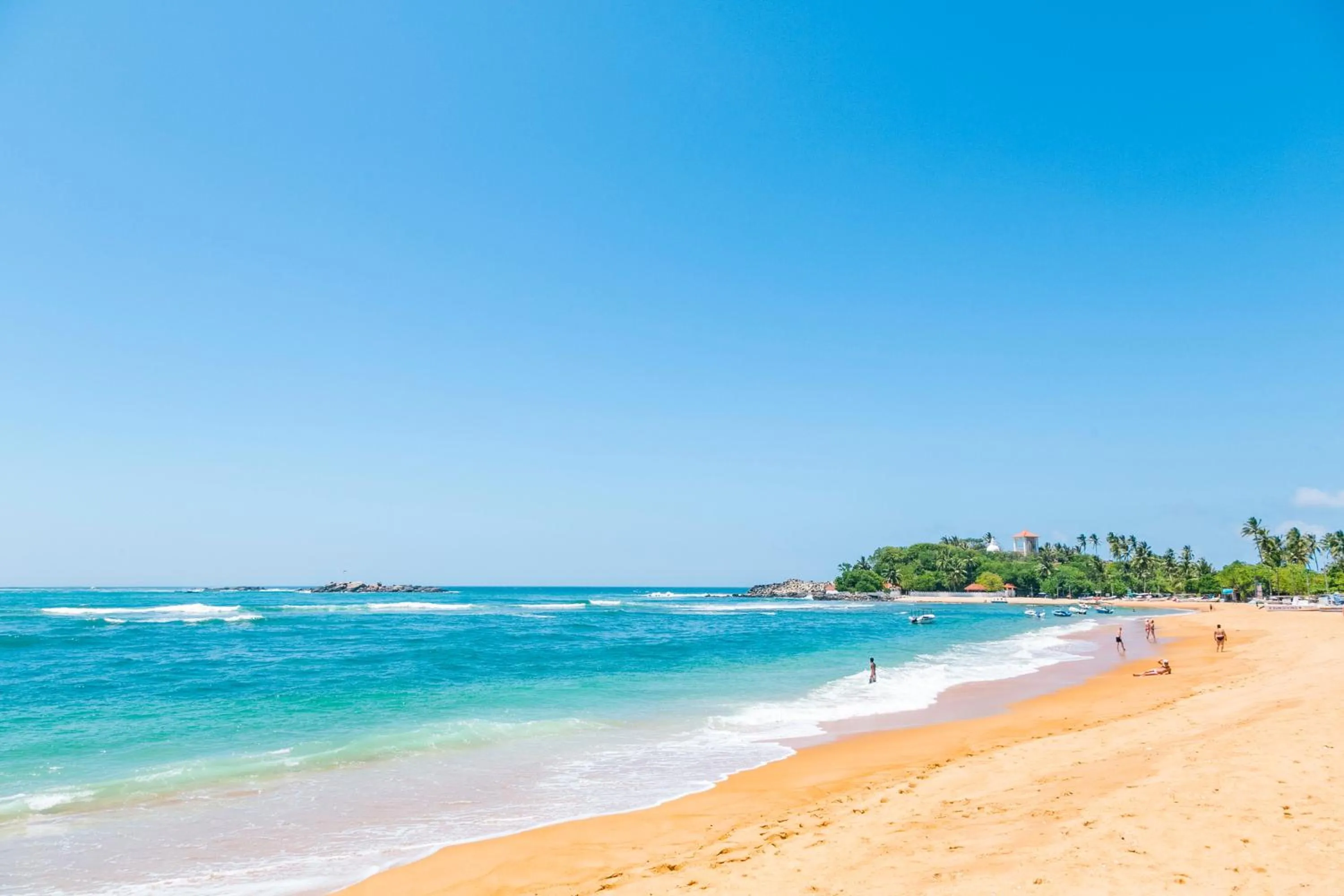 Beach in Thaproban Beach House