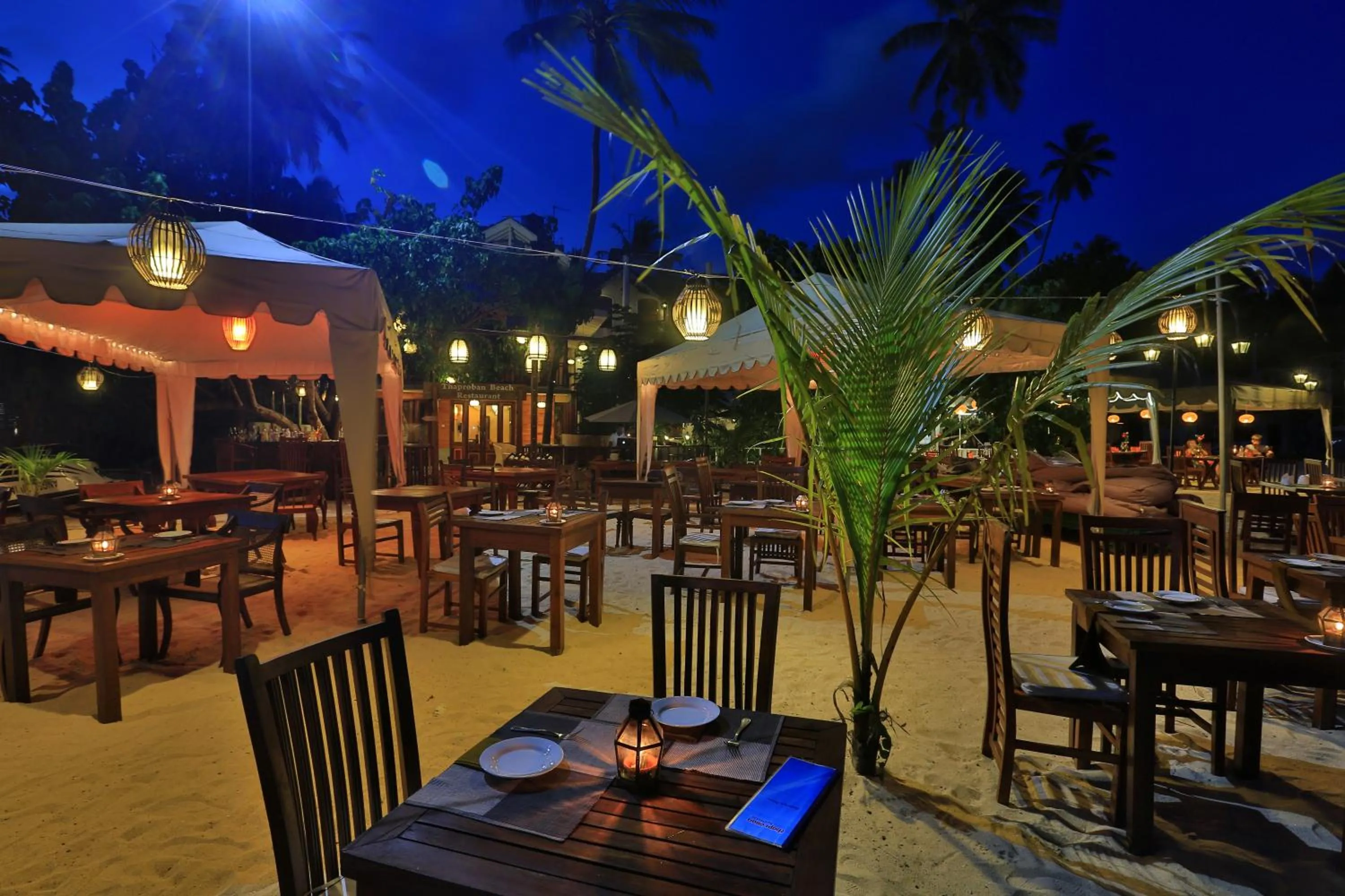 Restaurant/places to eat in Thaproban Beach House