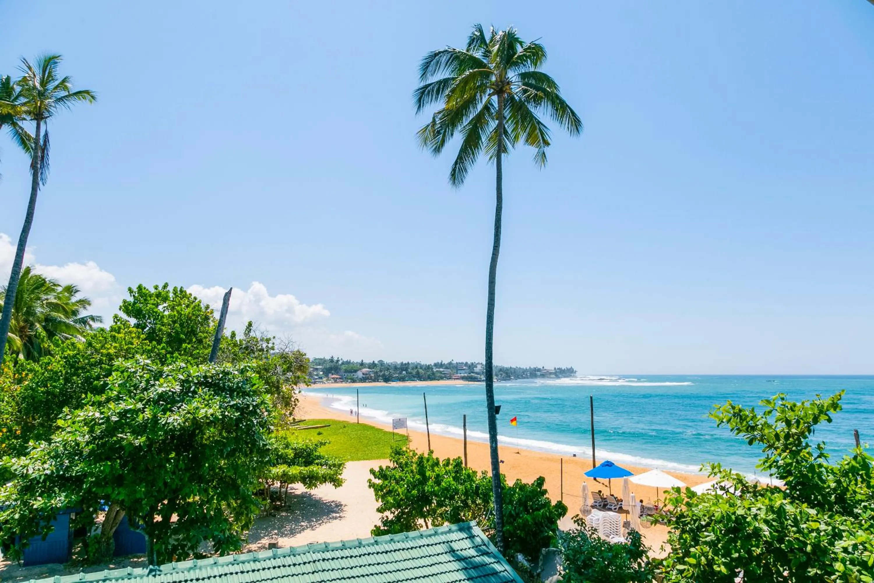 Beach in Thaproban Beach House