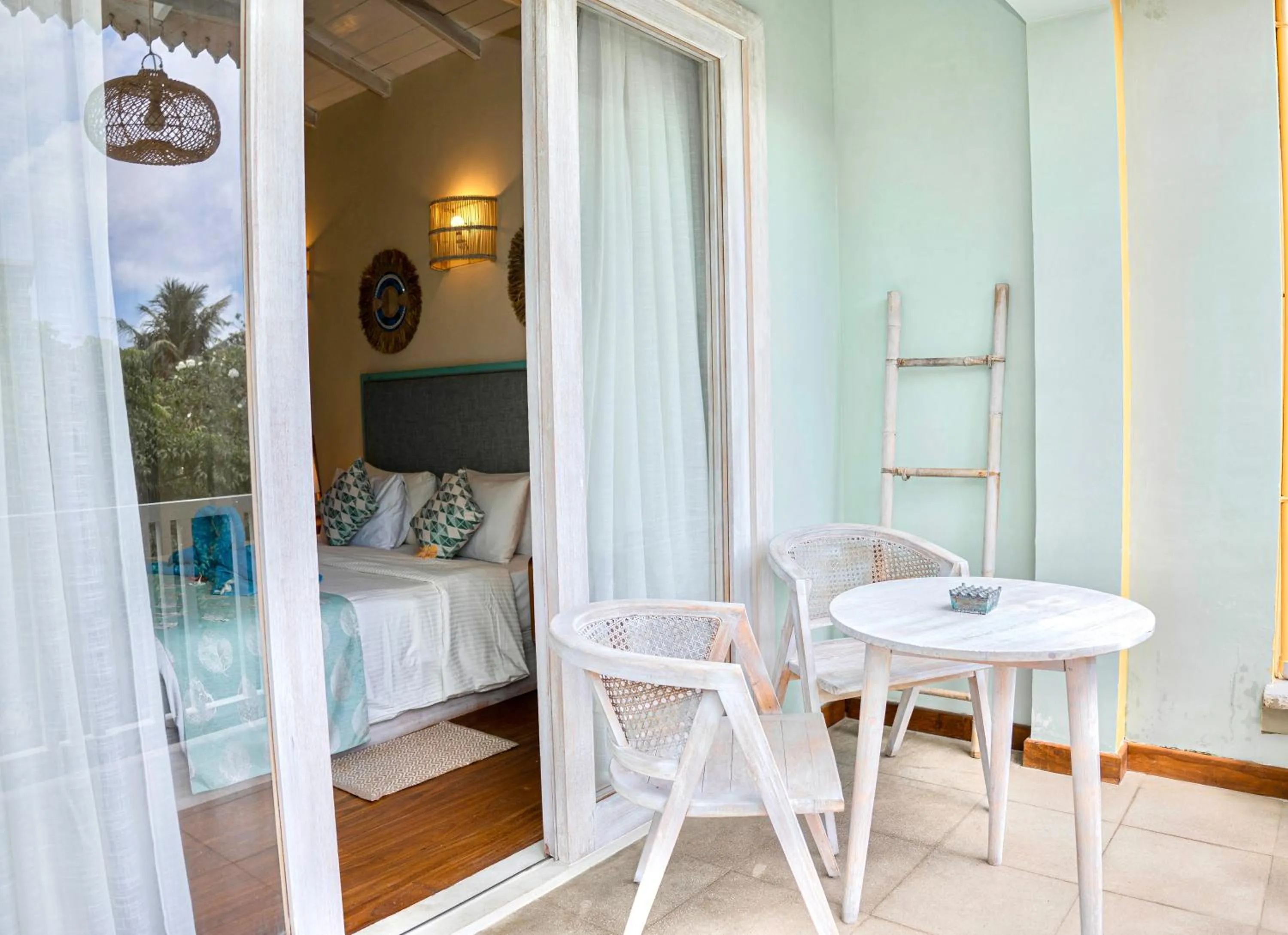 Balcony/Terrace in Thaproban Beach House