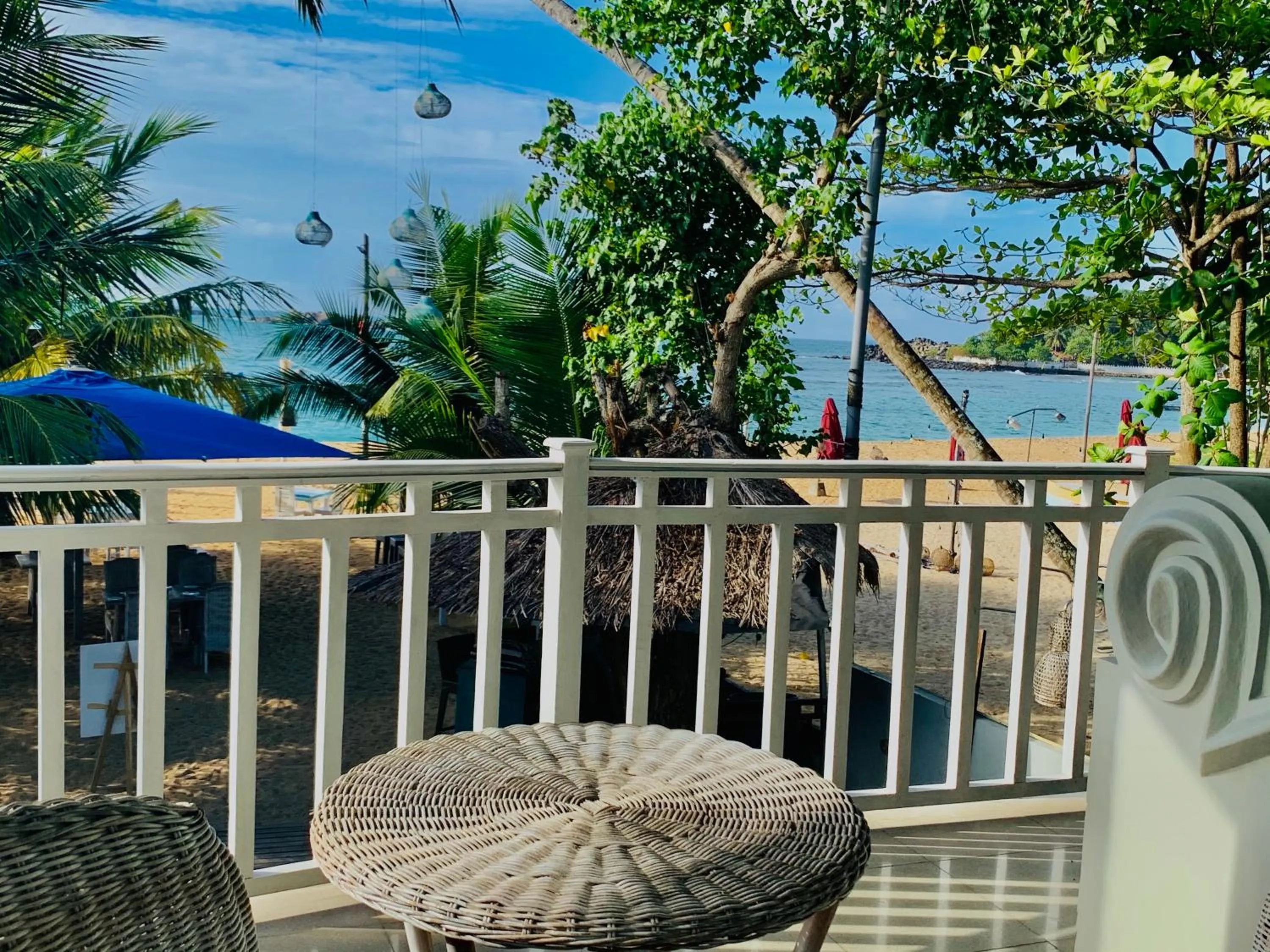 Balcony/Terrace in Thaproban Beach House