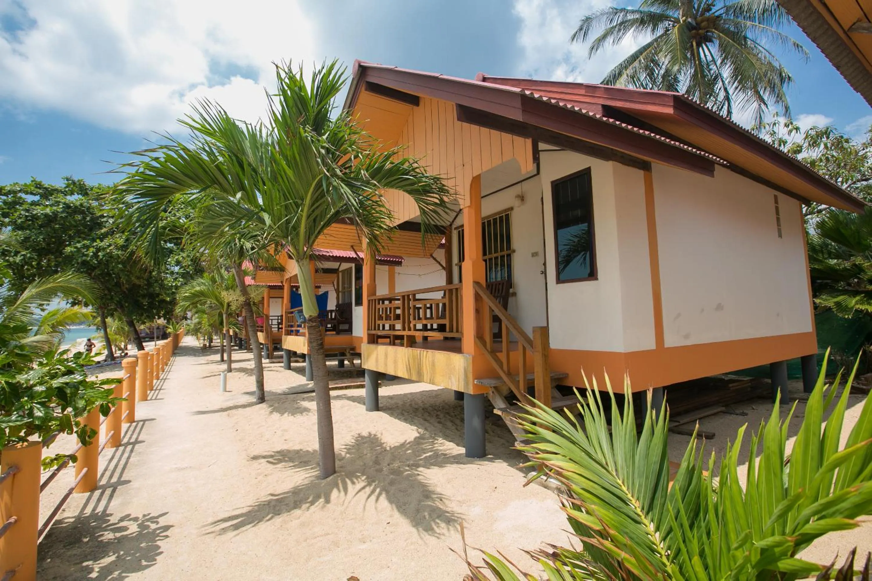 Property building in Lamai Resort