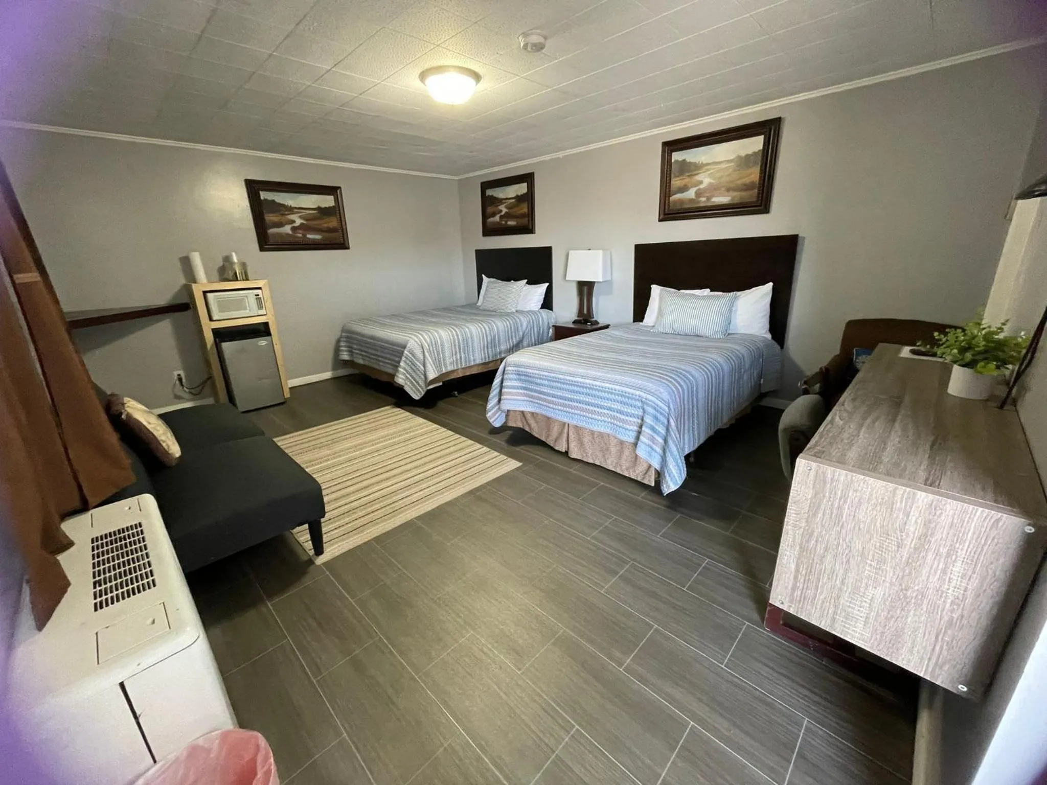 Bed in Fiesta City Motel