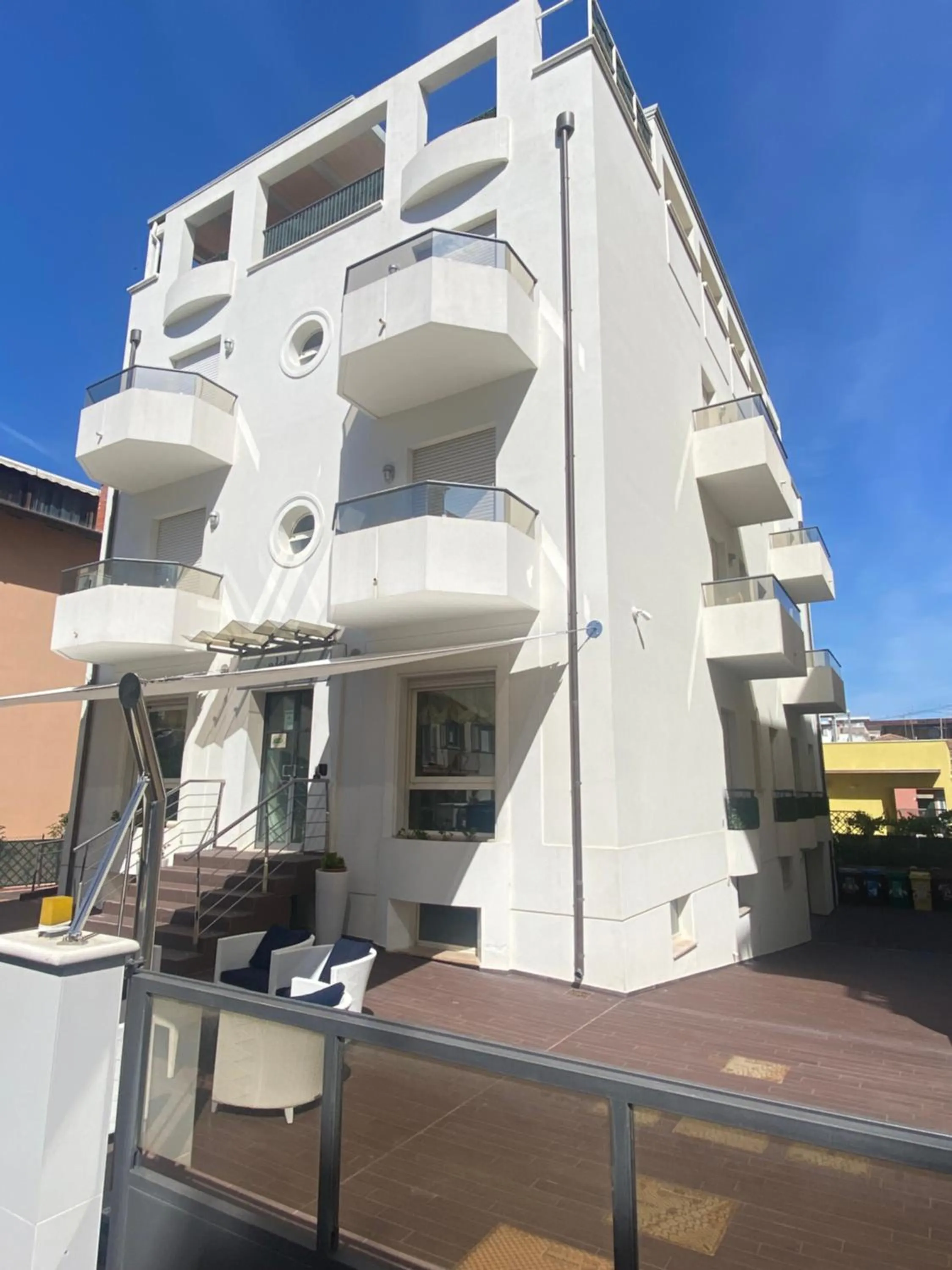 Property building in Residence Aida