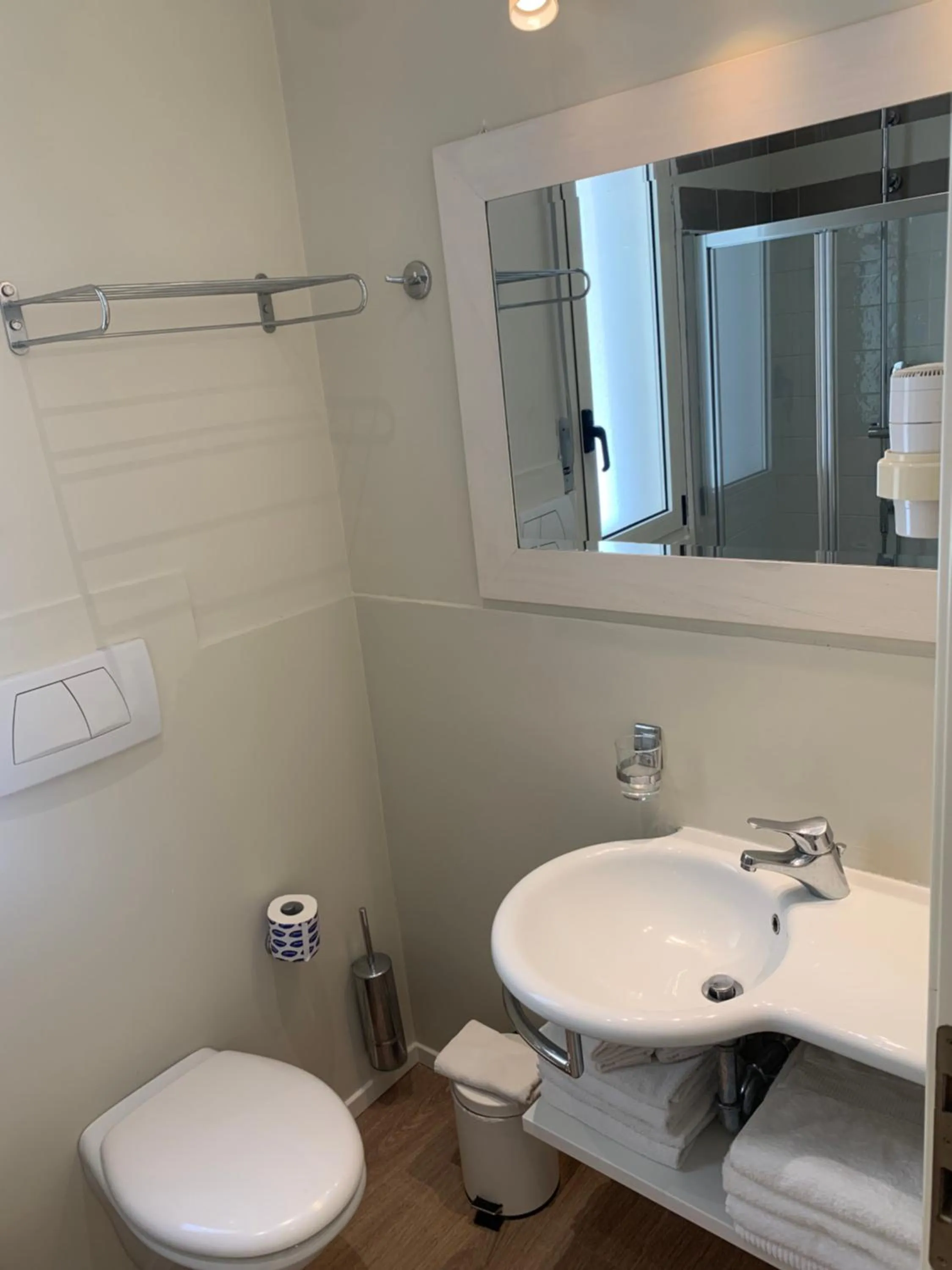 Toilet in Residence Aida