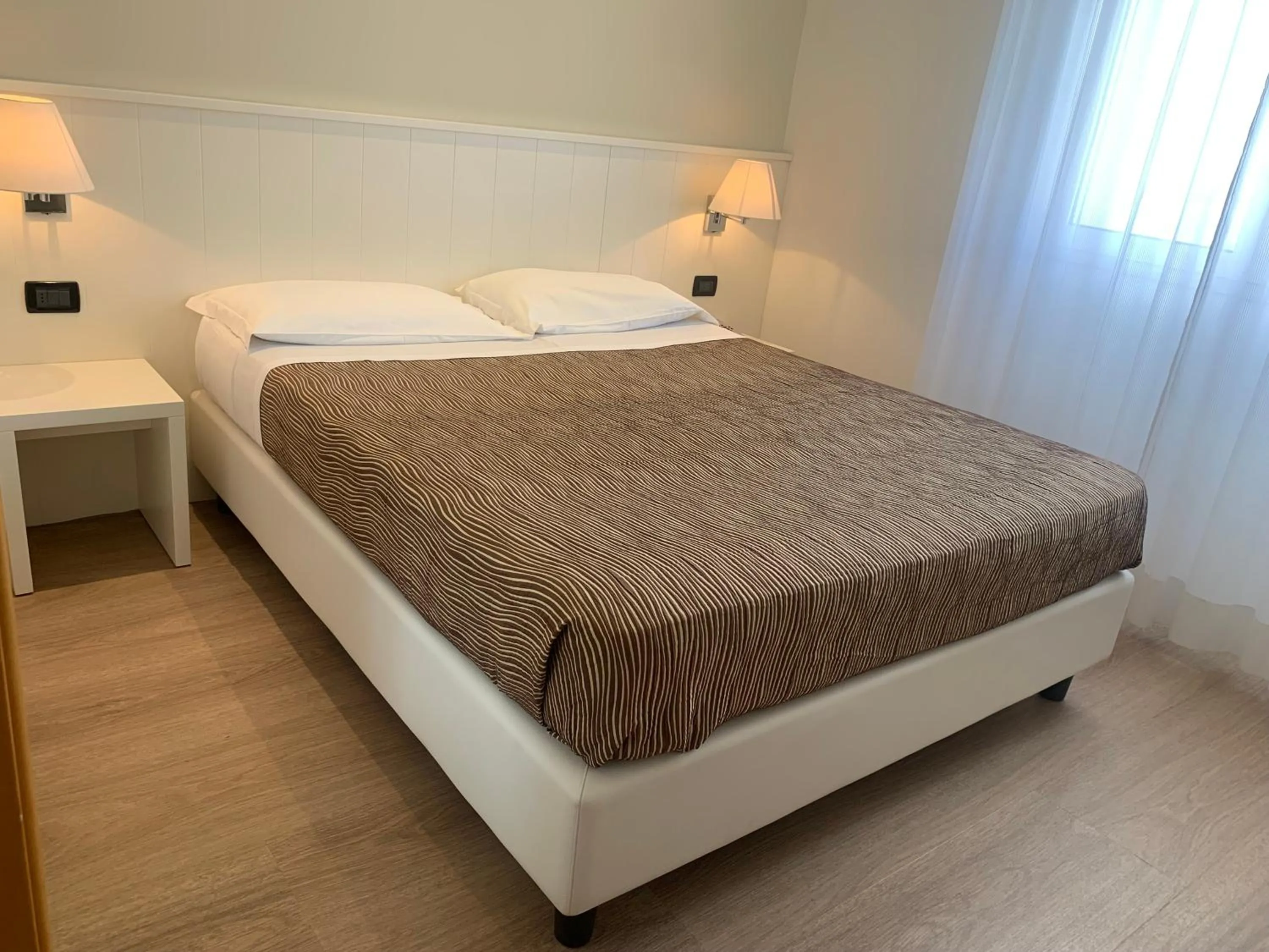 Bed in Residence Aida