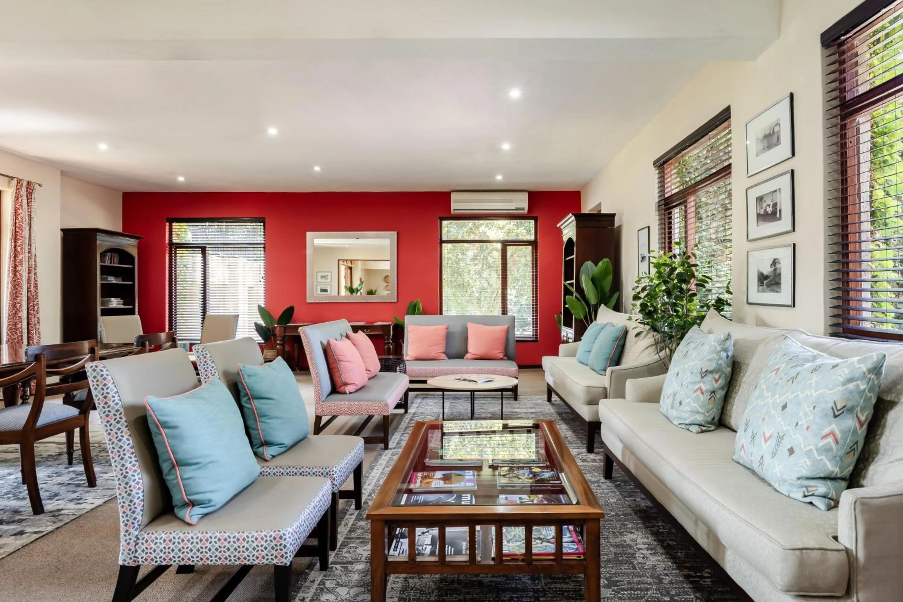 Library in Casterbridge Hollow Boutique Hotel