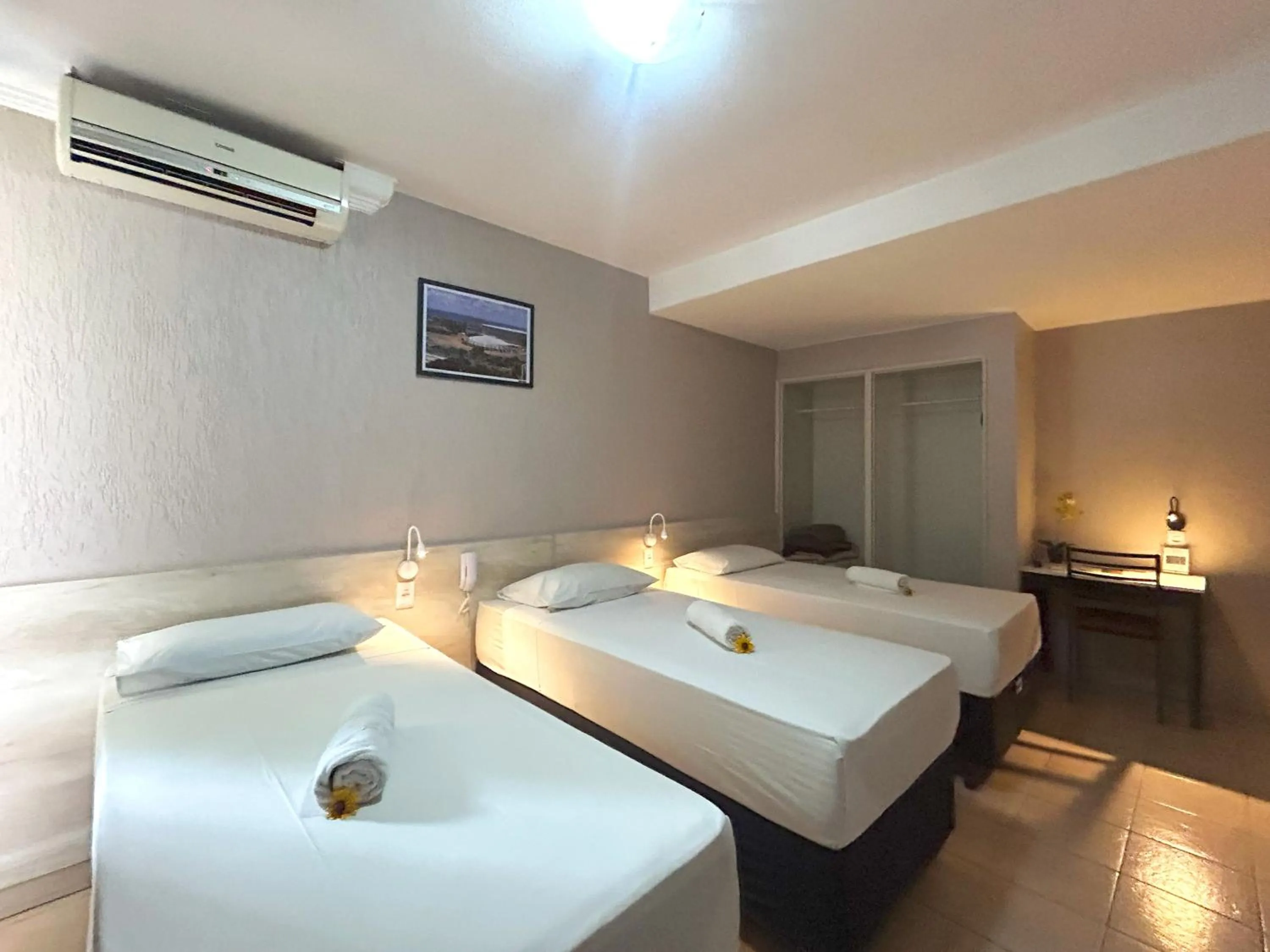 Bed in Hotel El Pilar by Bsb Inn