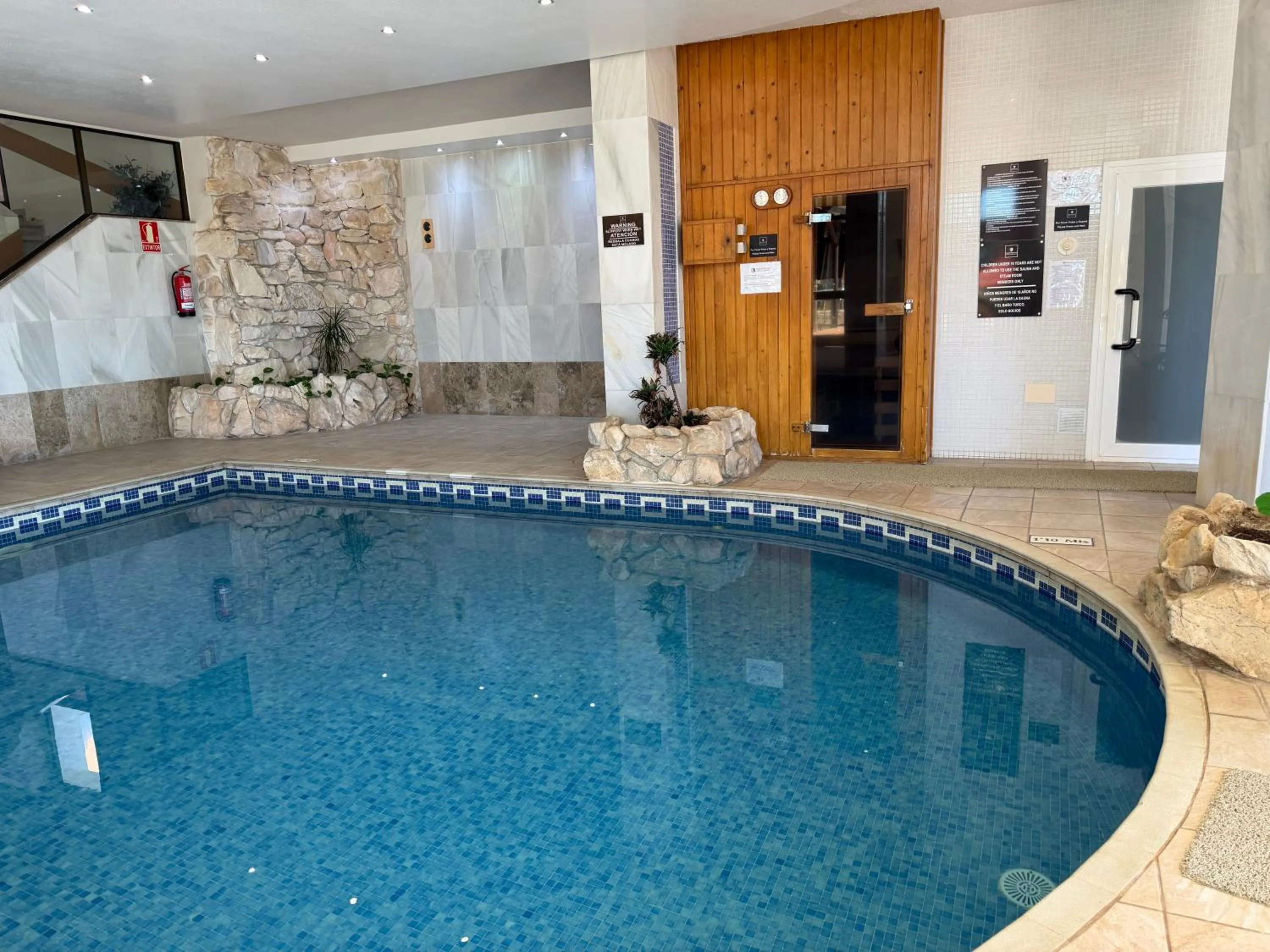 Swimming pool in Macdonald Villacana Resort