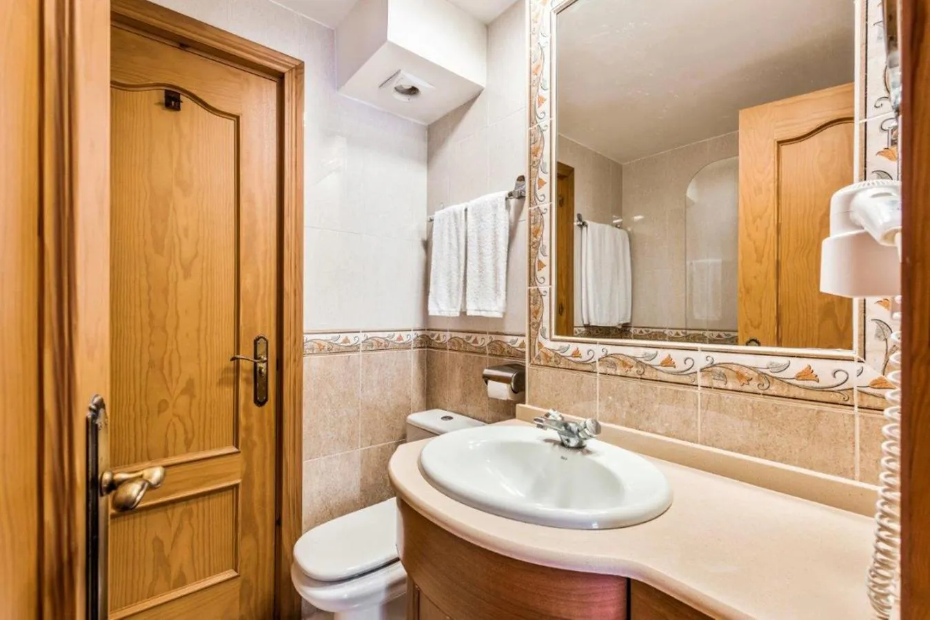 Toilet in Macdonald Villacana Resort