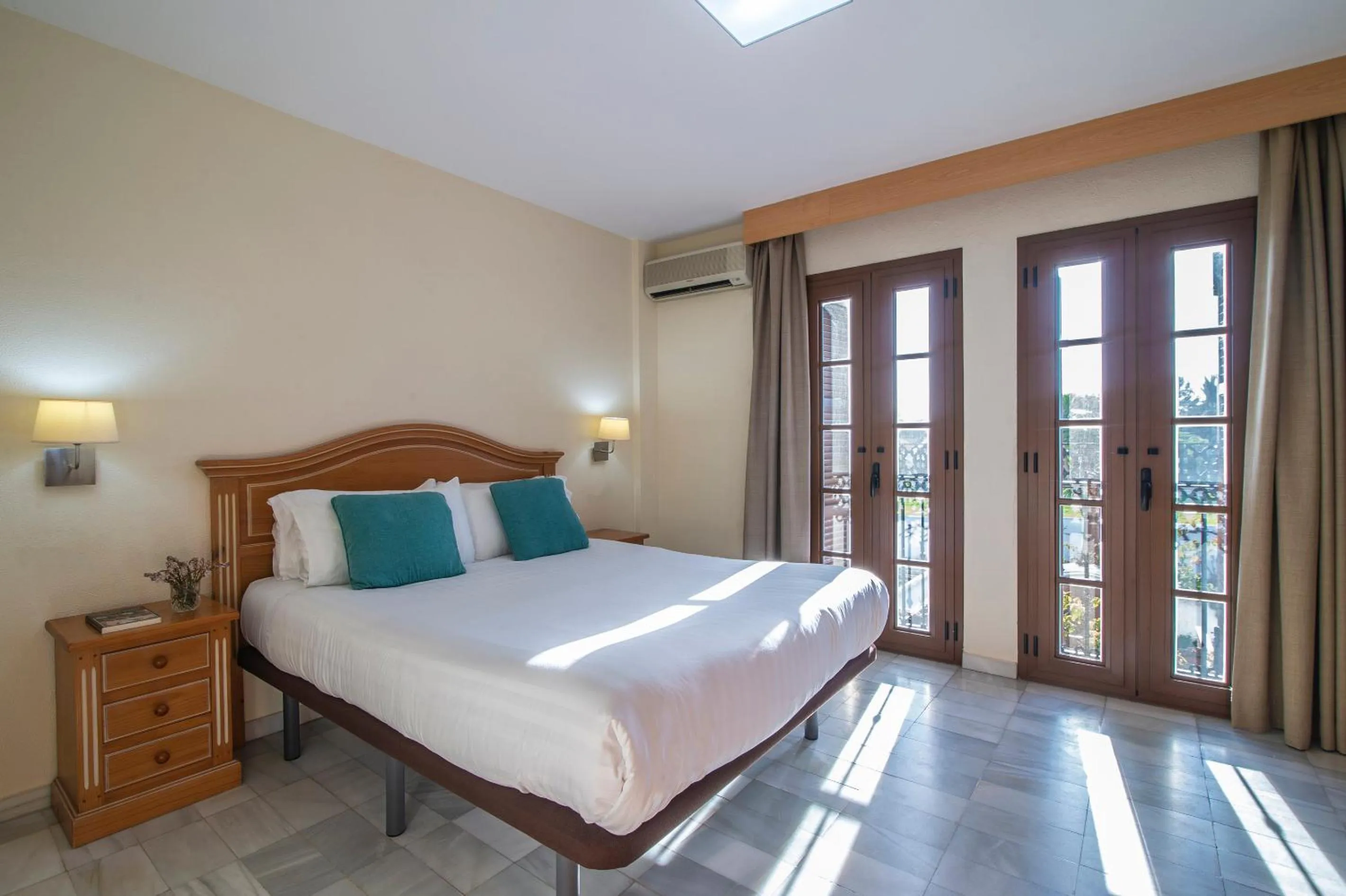 Bedroom, Bed in Macdonald Villacana Resort