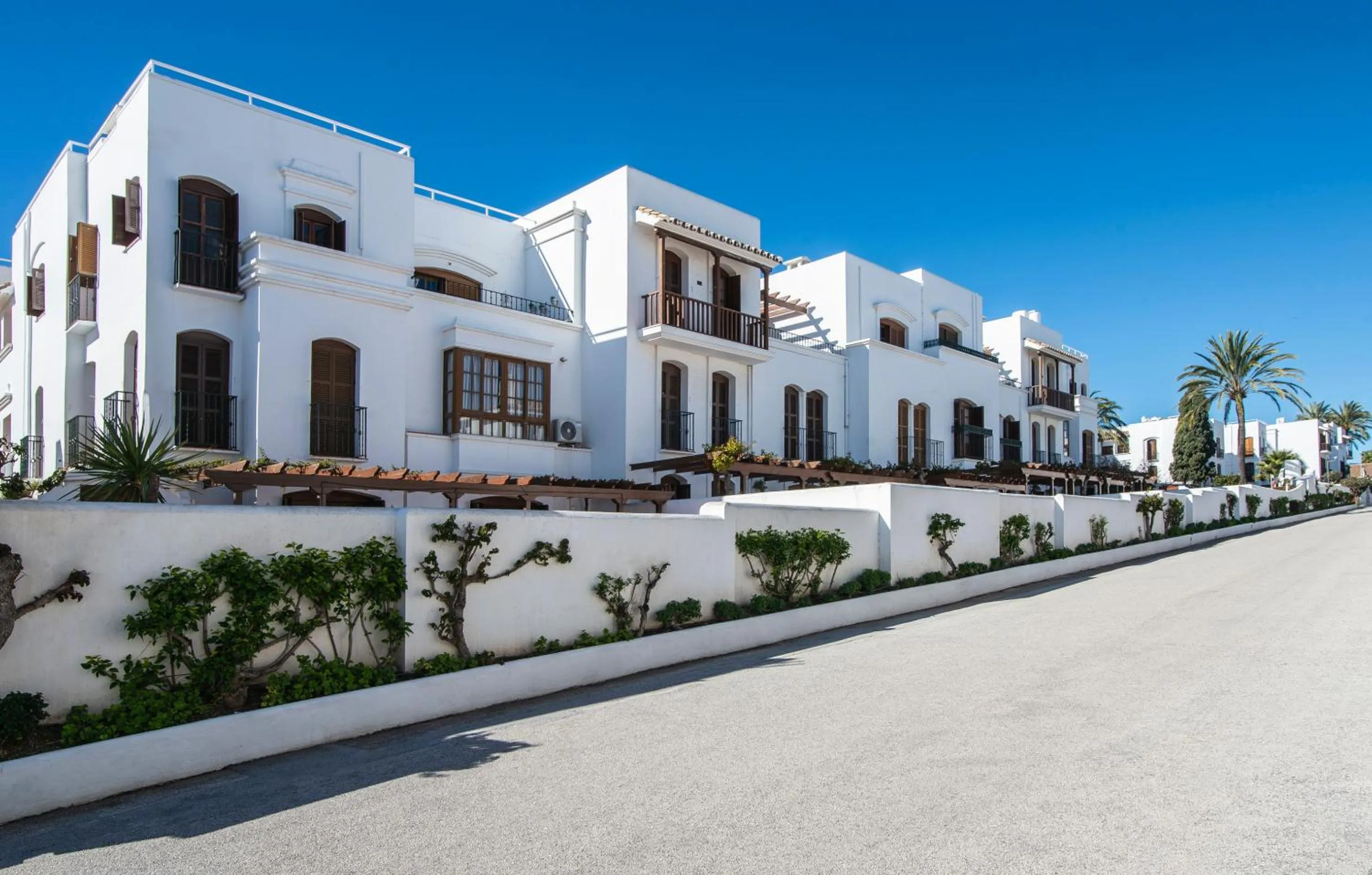 Property building in Macdonald Villacana Resort