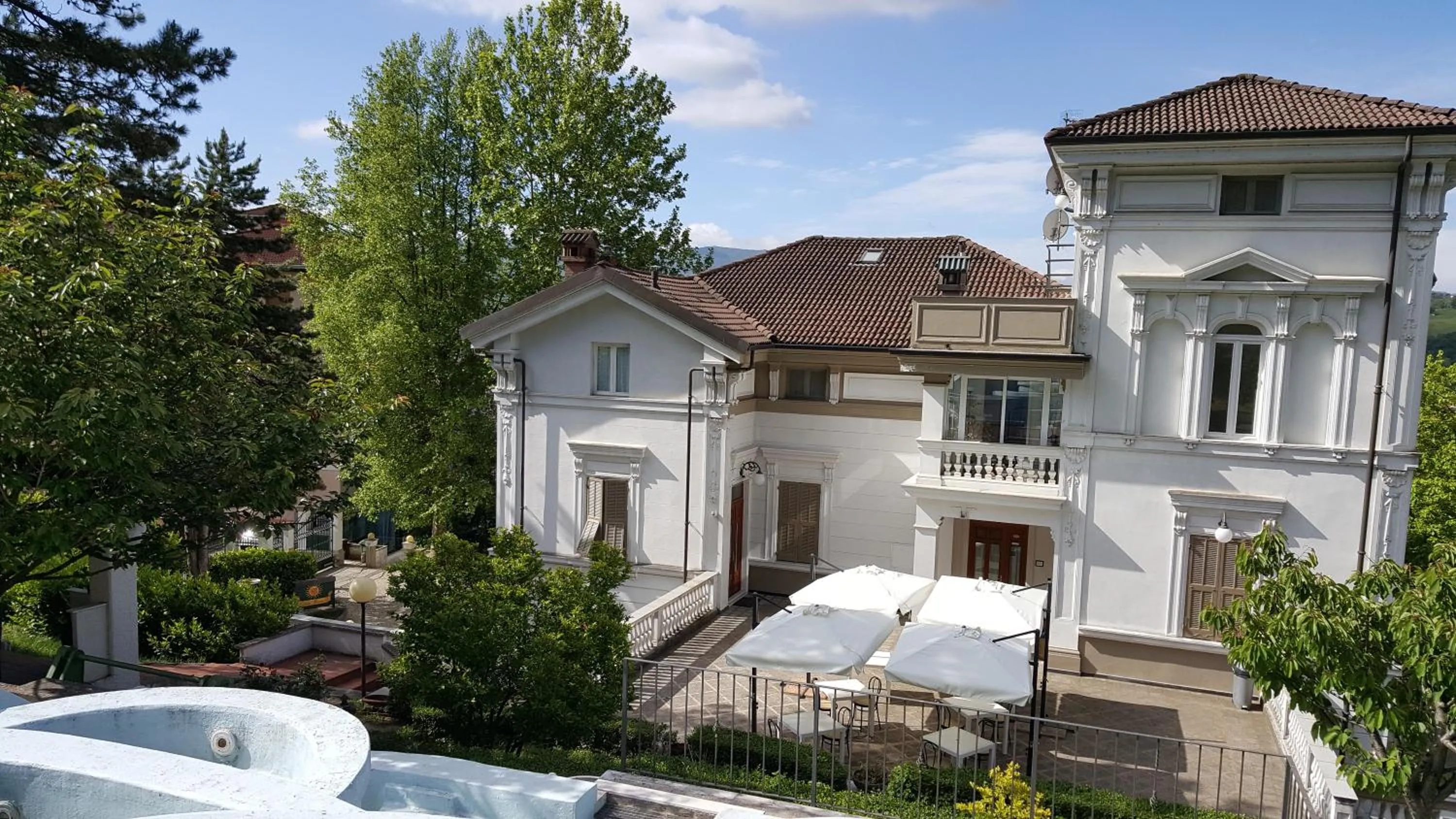 Facade/entrance in B&B Villa Gavina