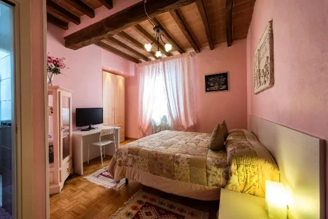 Photo of the whole room, Bed in La Fossetta B&B