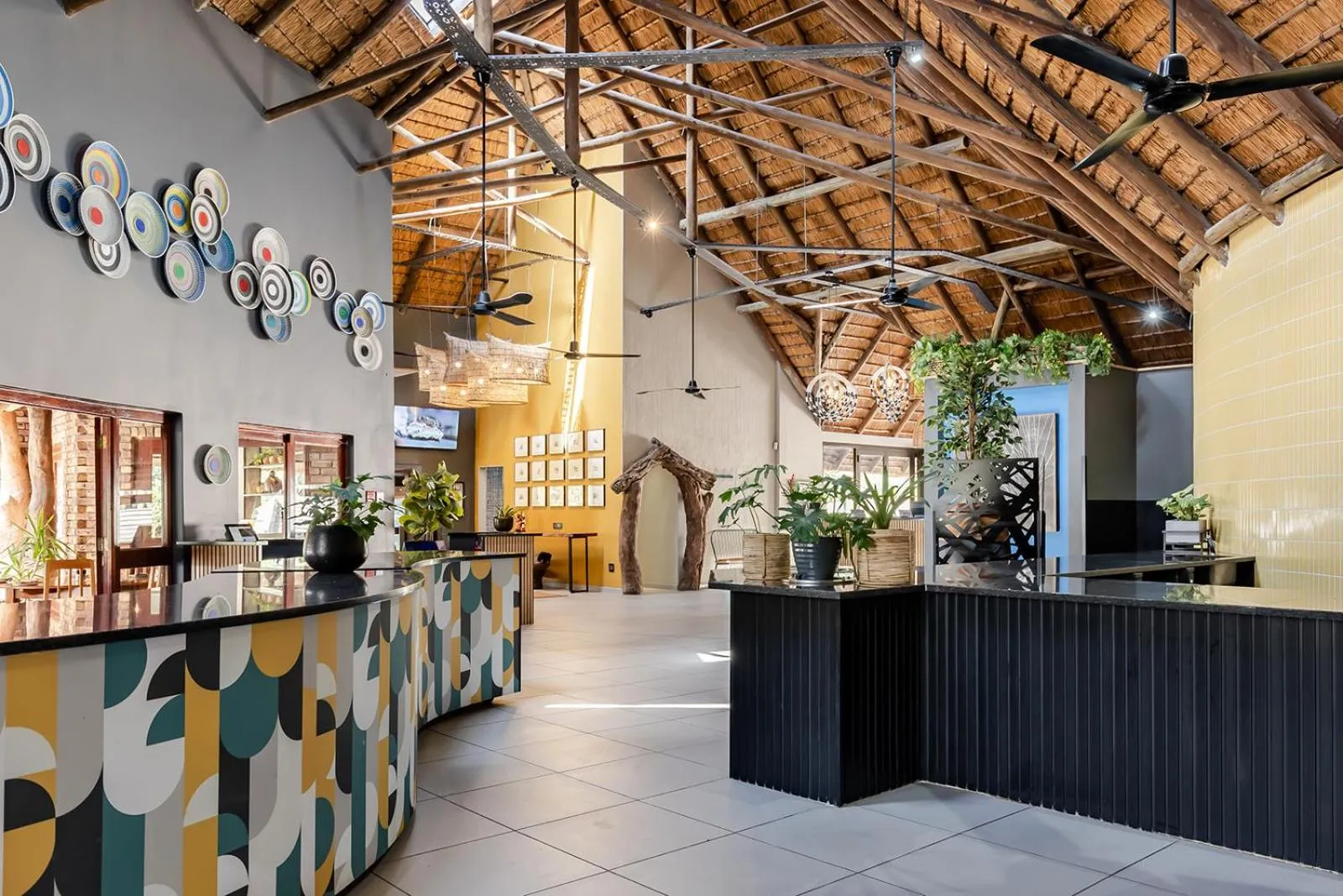 Restaurant/places to eat in Hippo Hollow Country Estate