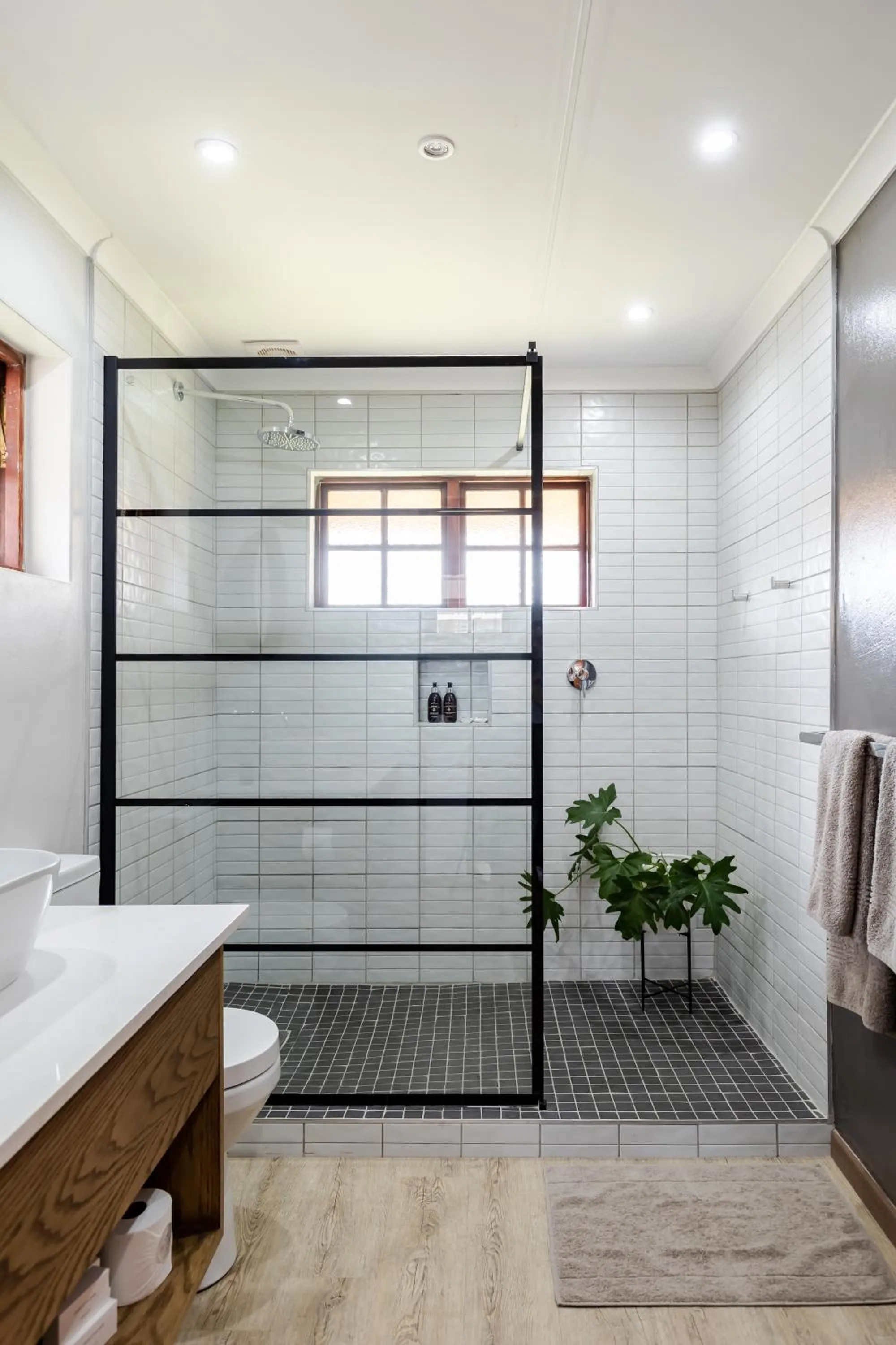 Shower in Hippo Hollow Country Estate