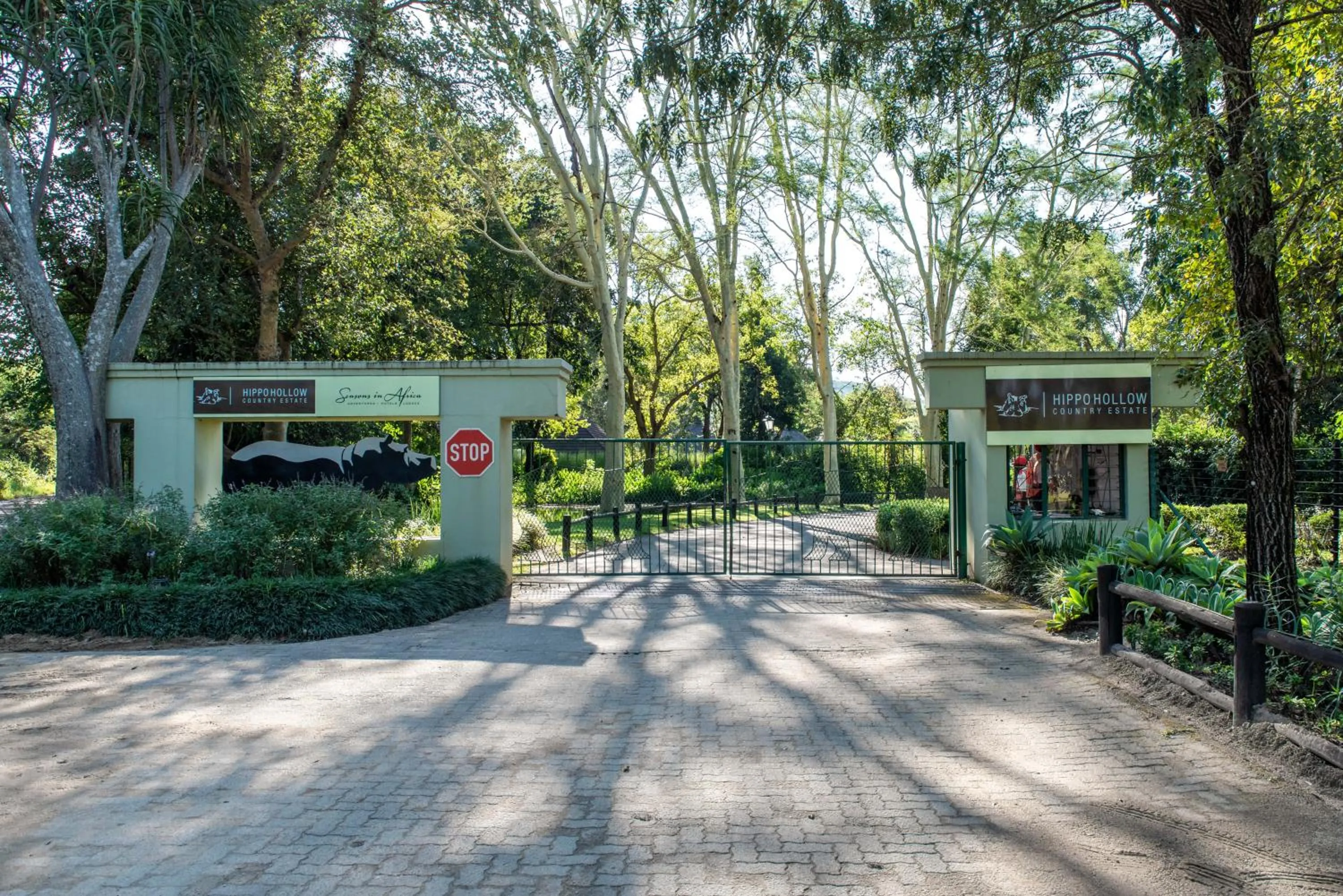 Facade/entrance in Hippo Hollow Country Estate