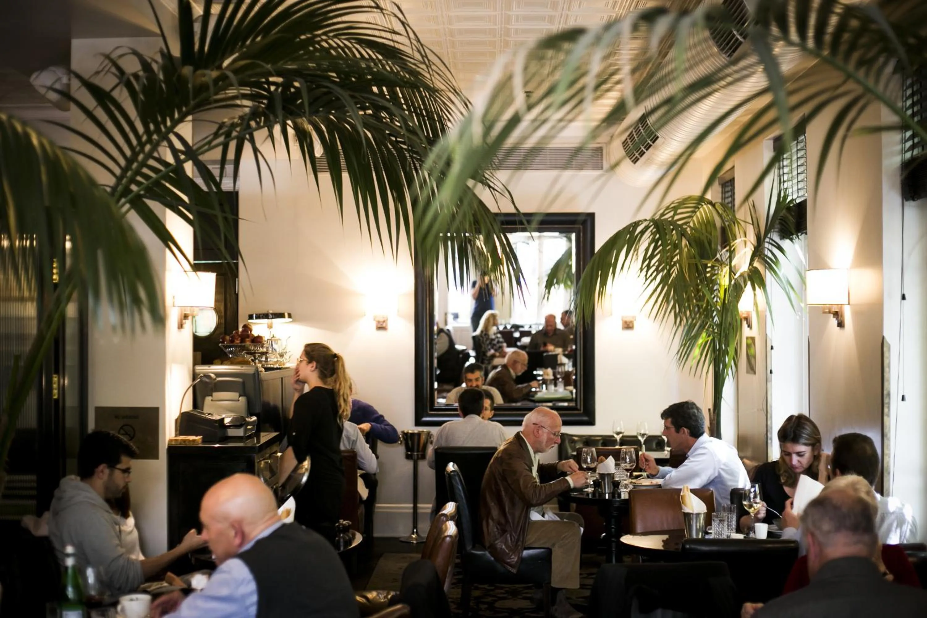 Restaurant/places to eat in Hotel Montefiore