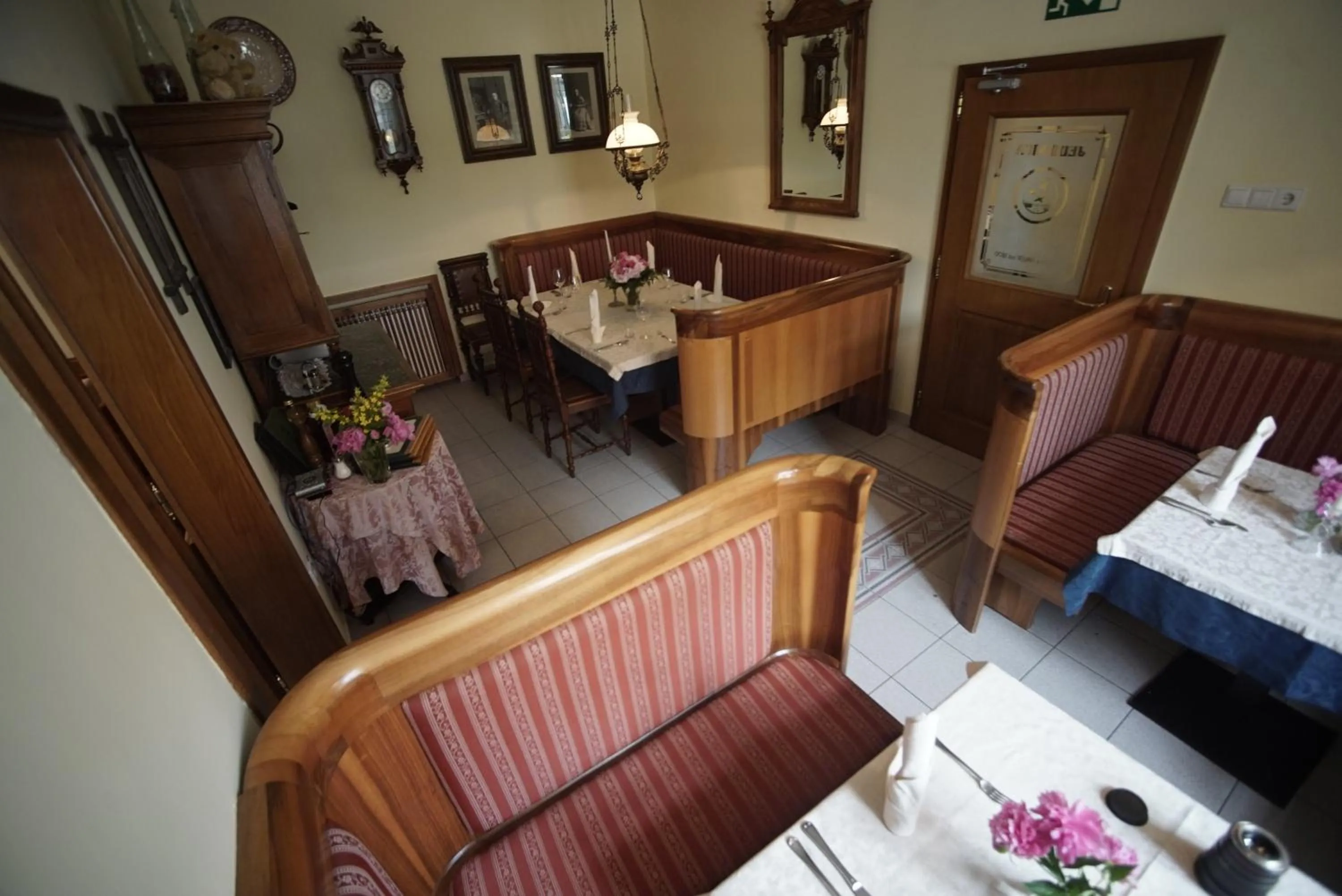 Restaurant/places to eat in Šiker B&B Hotel