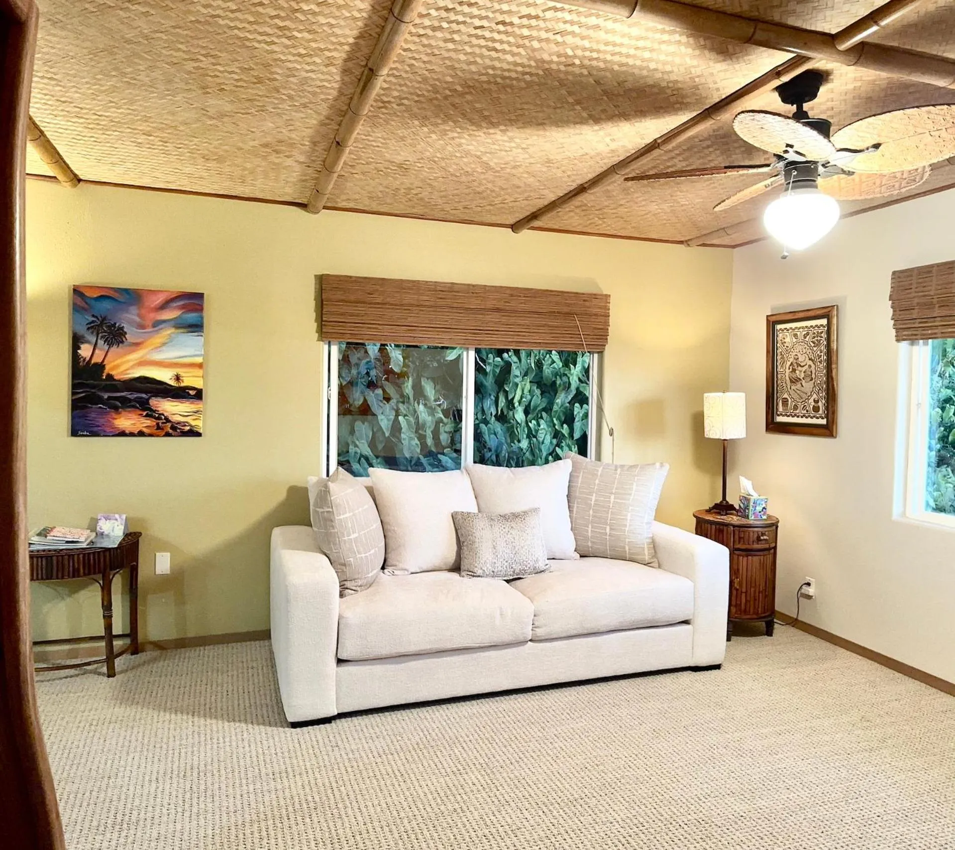 Living room in The Great Kona Escape