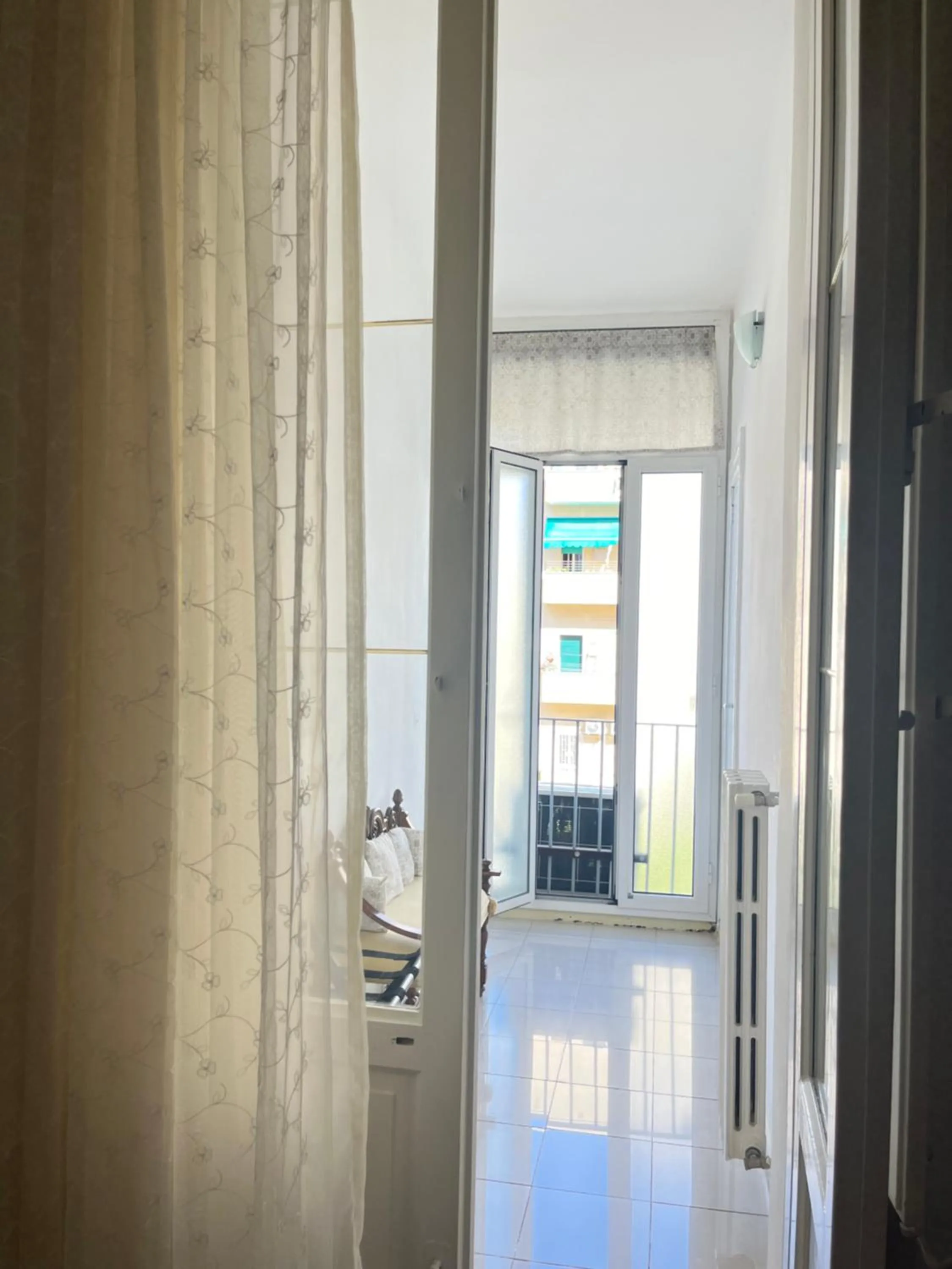 Decorative detail in B&B Chimera Bari