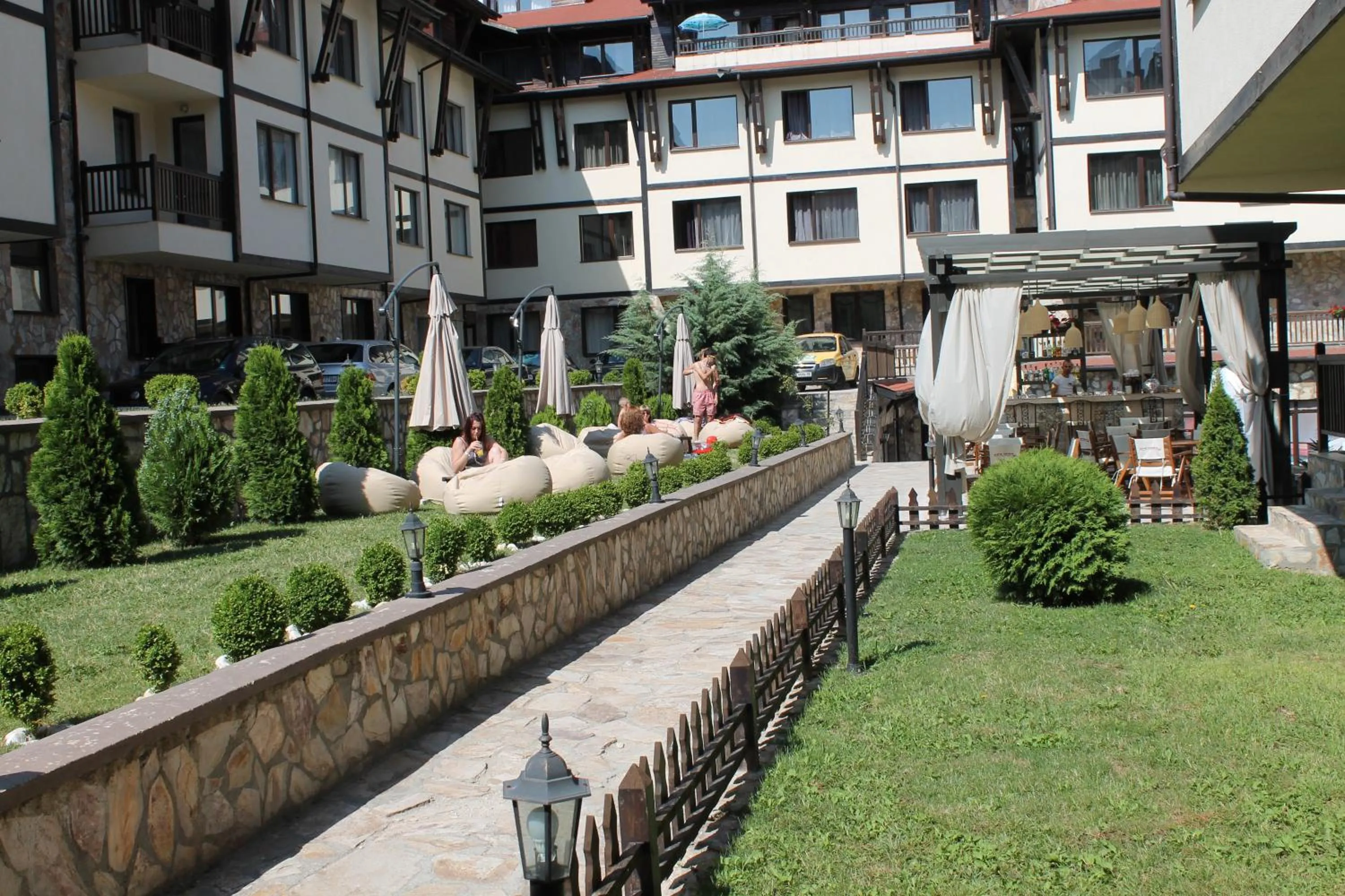 Garden in Maria-Antoaneta Residence