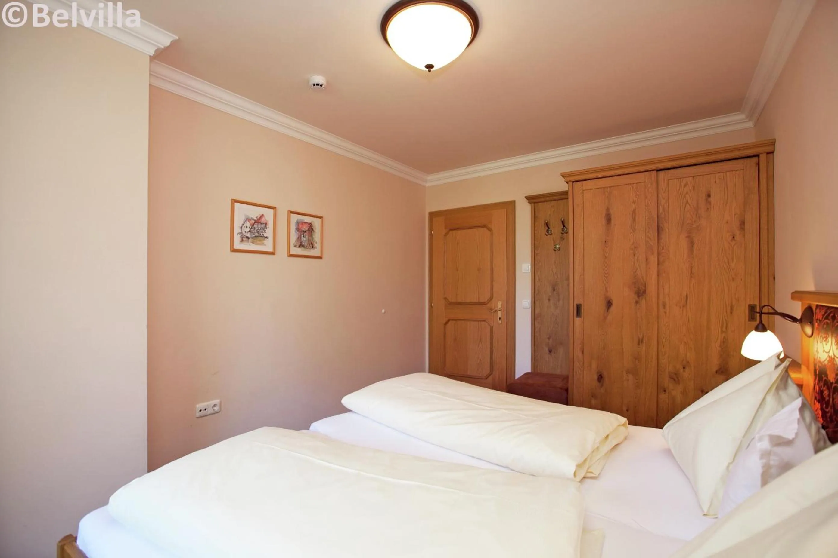 Bed in Wellness-Aparthotel Montana