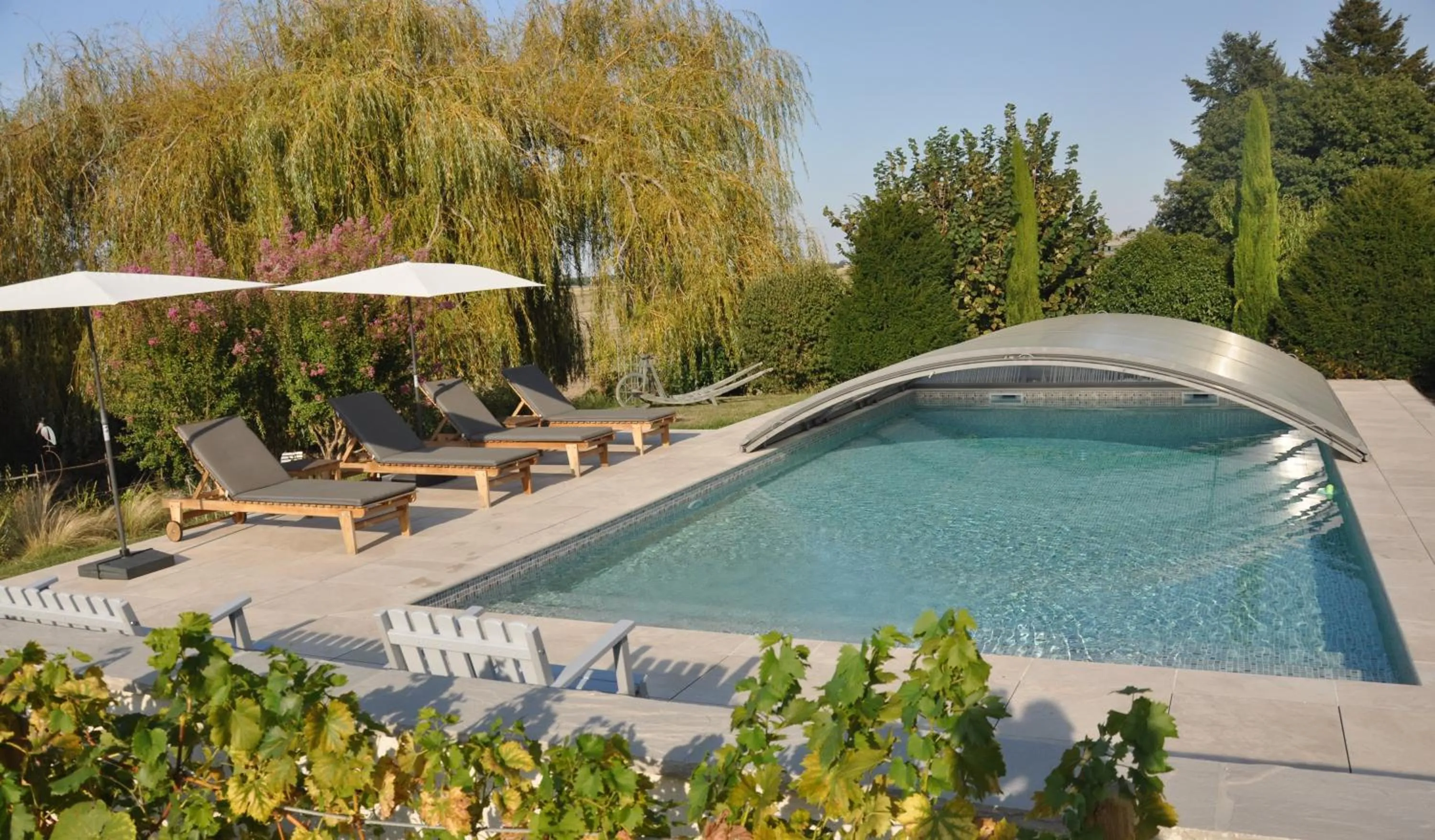 Swimming pool in La Ferme Blanche