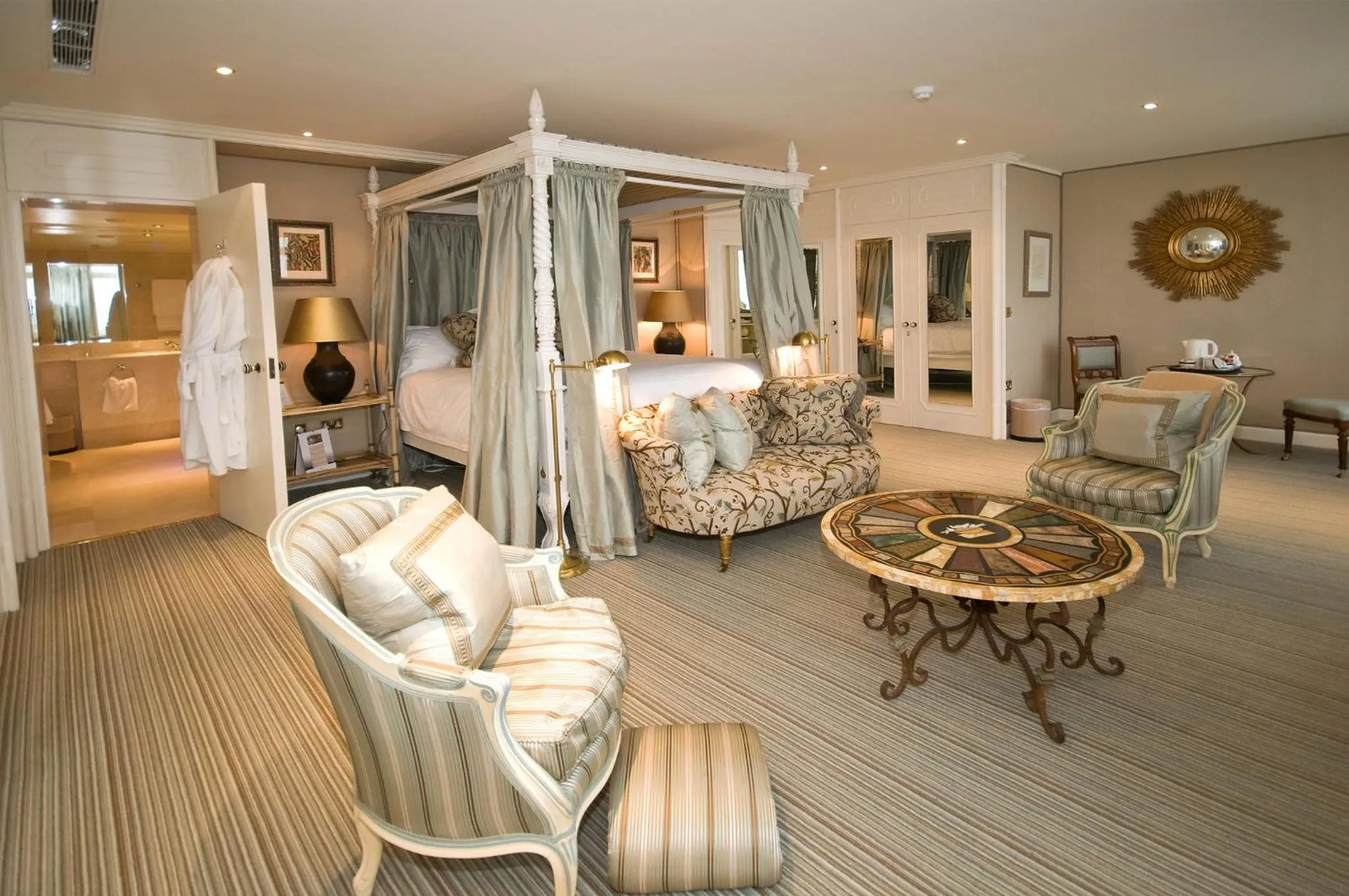 Photo of the whole room, Bed in The Old Government House Hotel & Spa