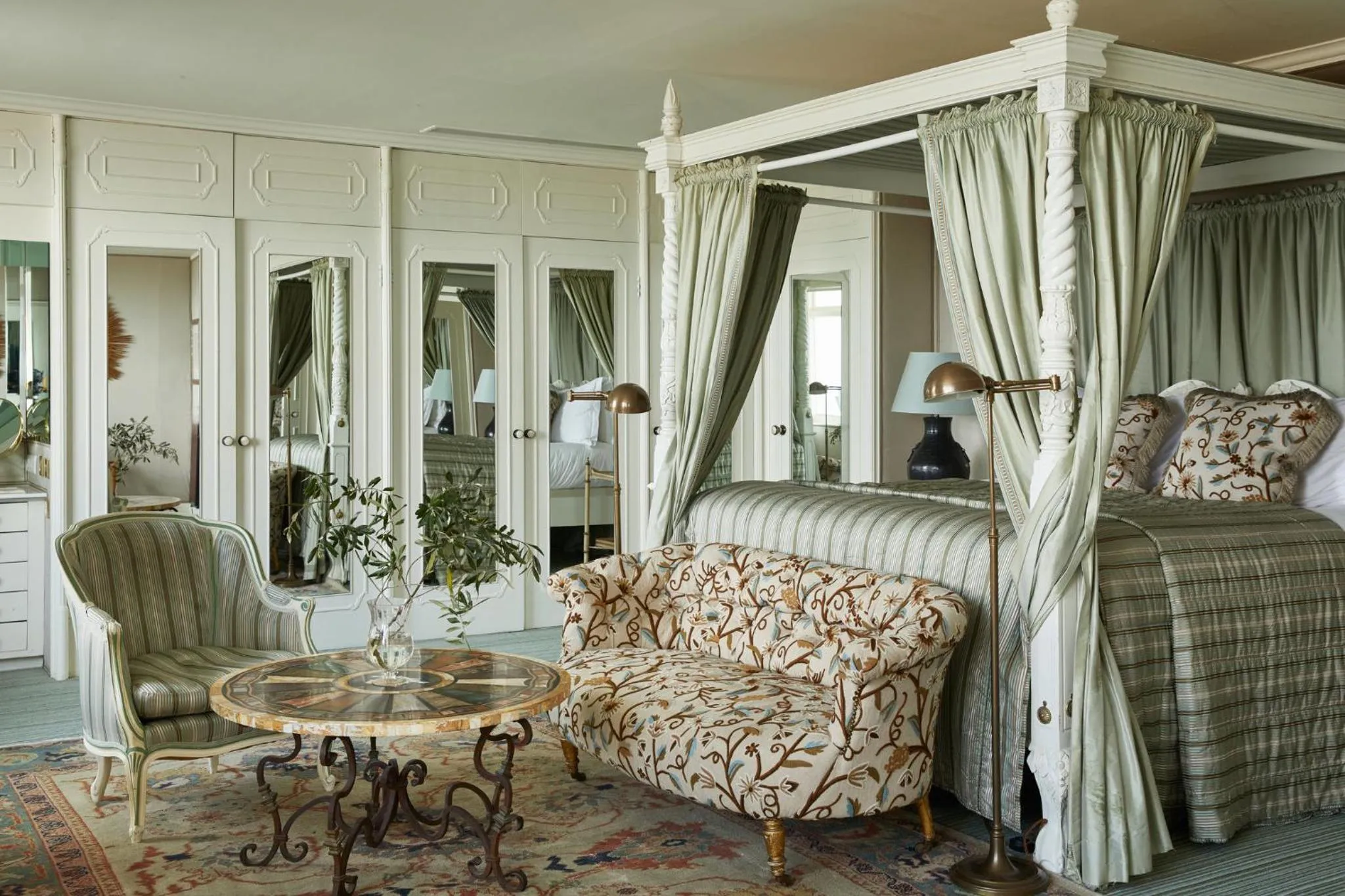 Photo of the whole room, Bed in The Old Government House Hotel & Spa