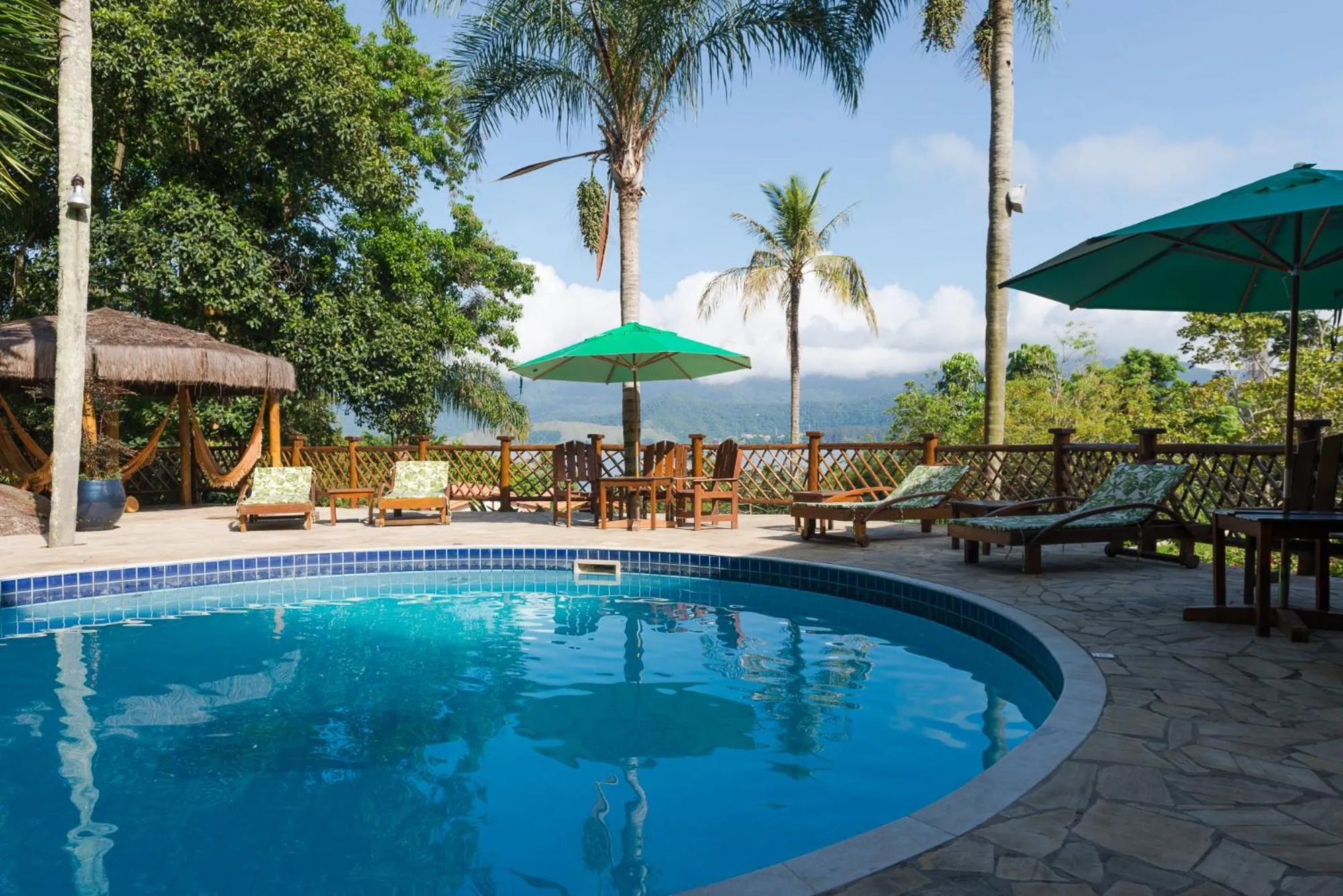 Swimming pool in Pousada Ilhote da Prainha