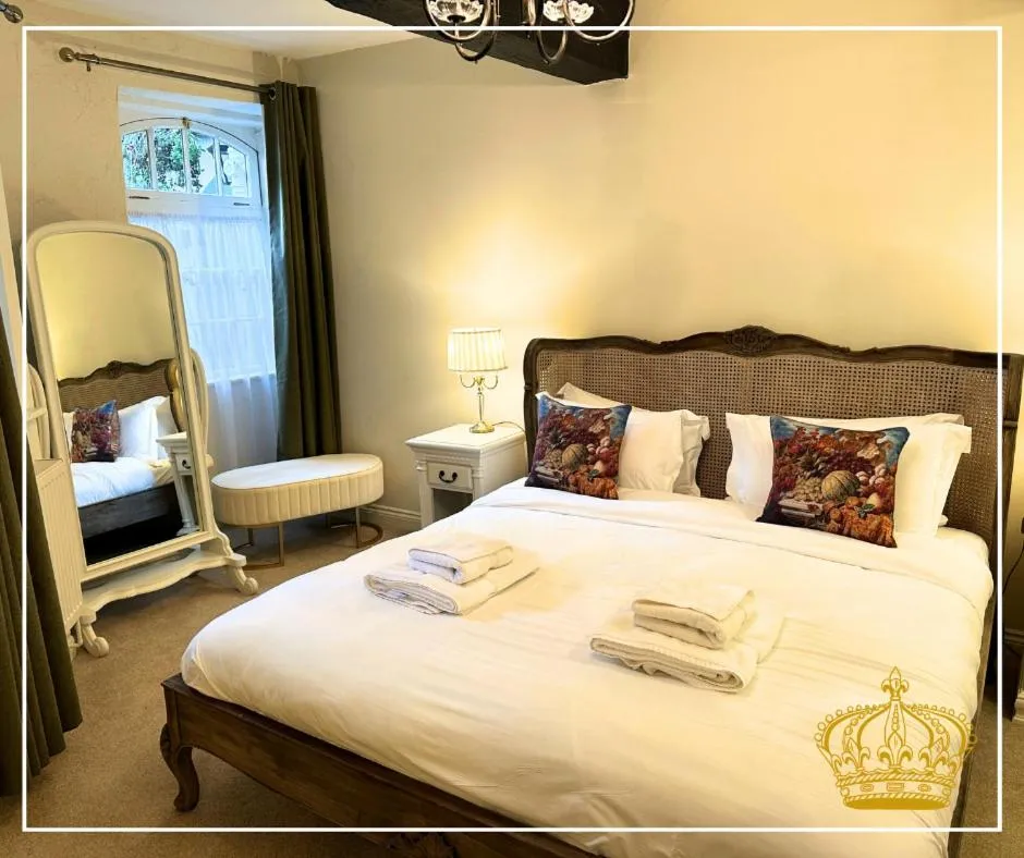 Bed in The Old Crown Coaching Inn