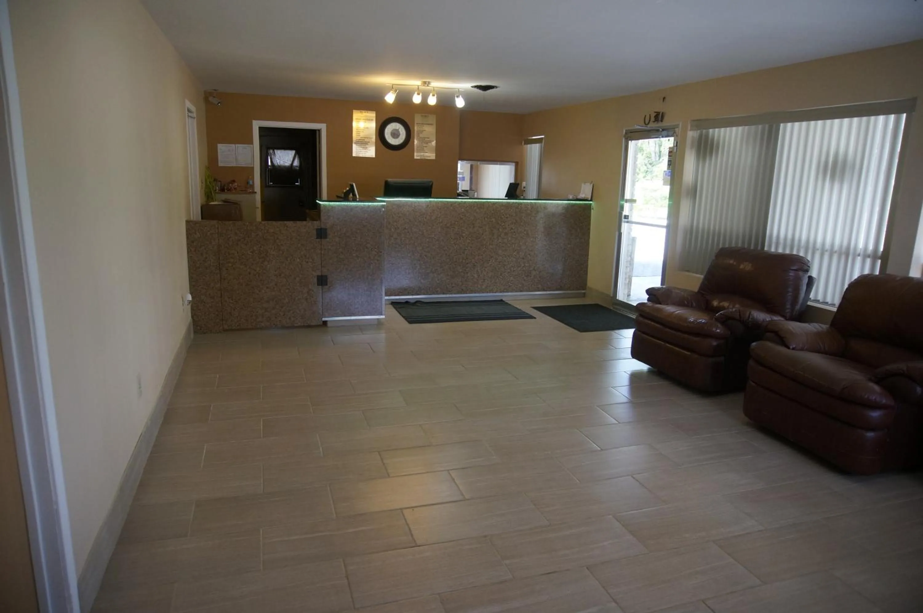 Lobby or reception in Budget Inn Malvern